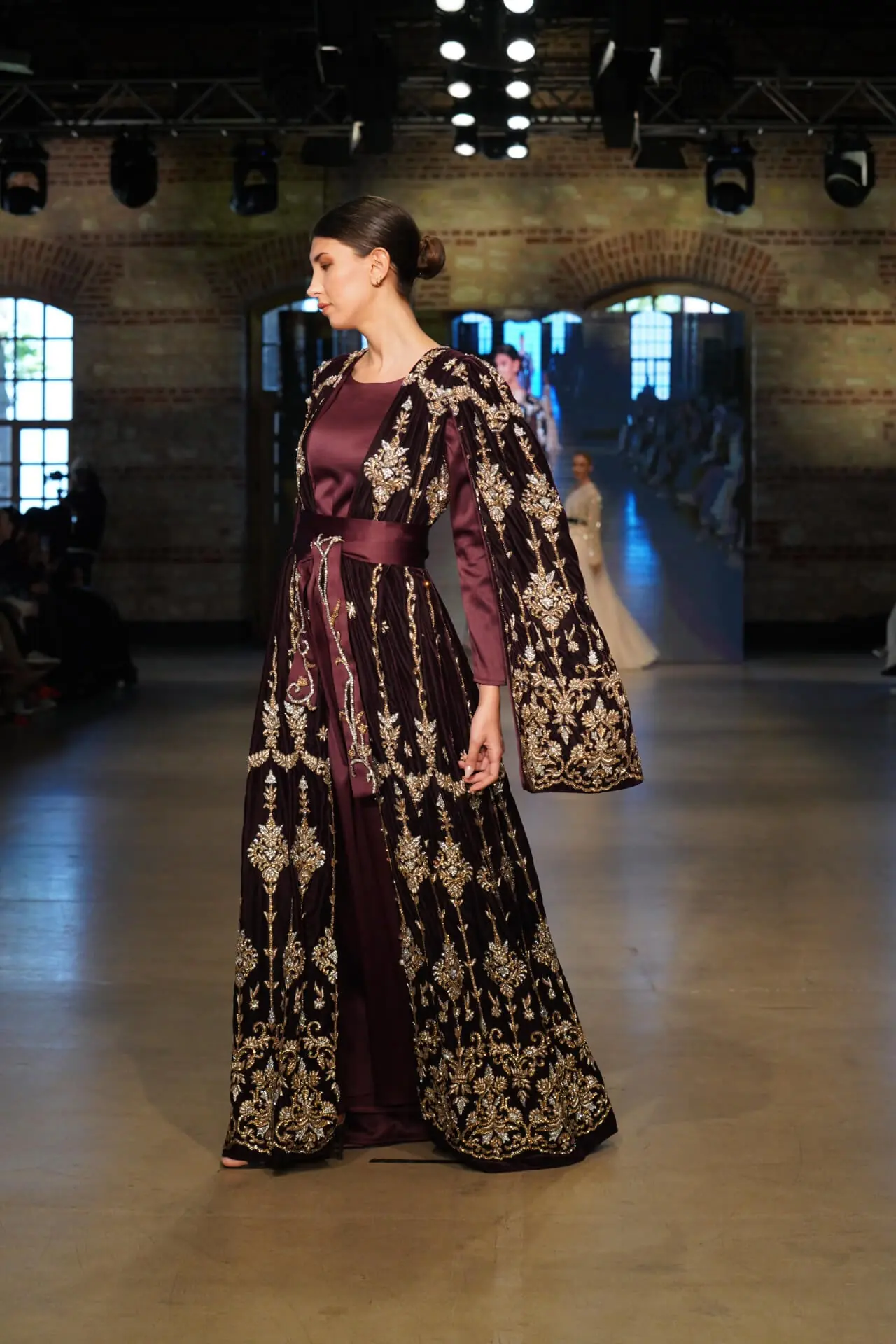Velvet Authority Balcanian Embellished Kaftan – Burgundy, photo 3