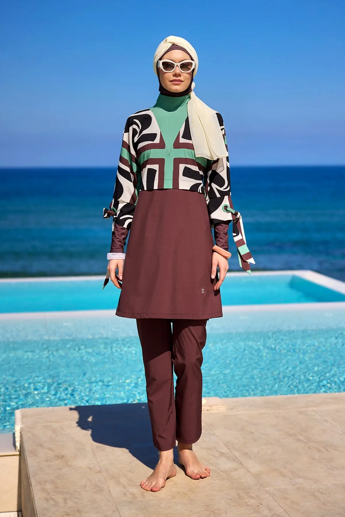 Elegant Burkini – Full Coverage Islamic Swimwear - Brown, photo 3