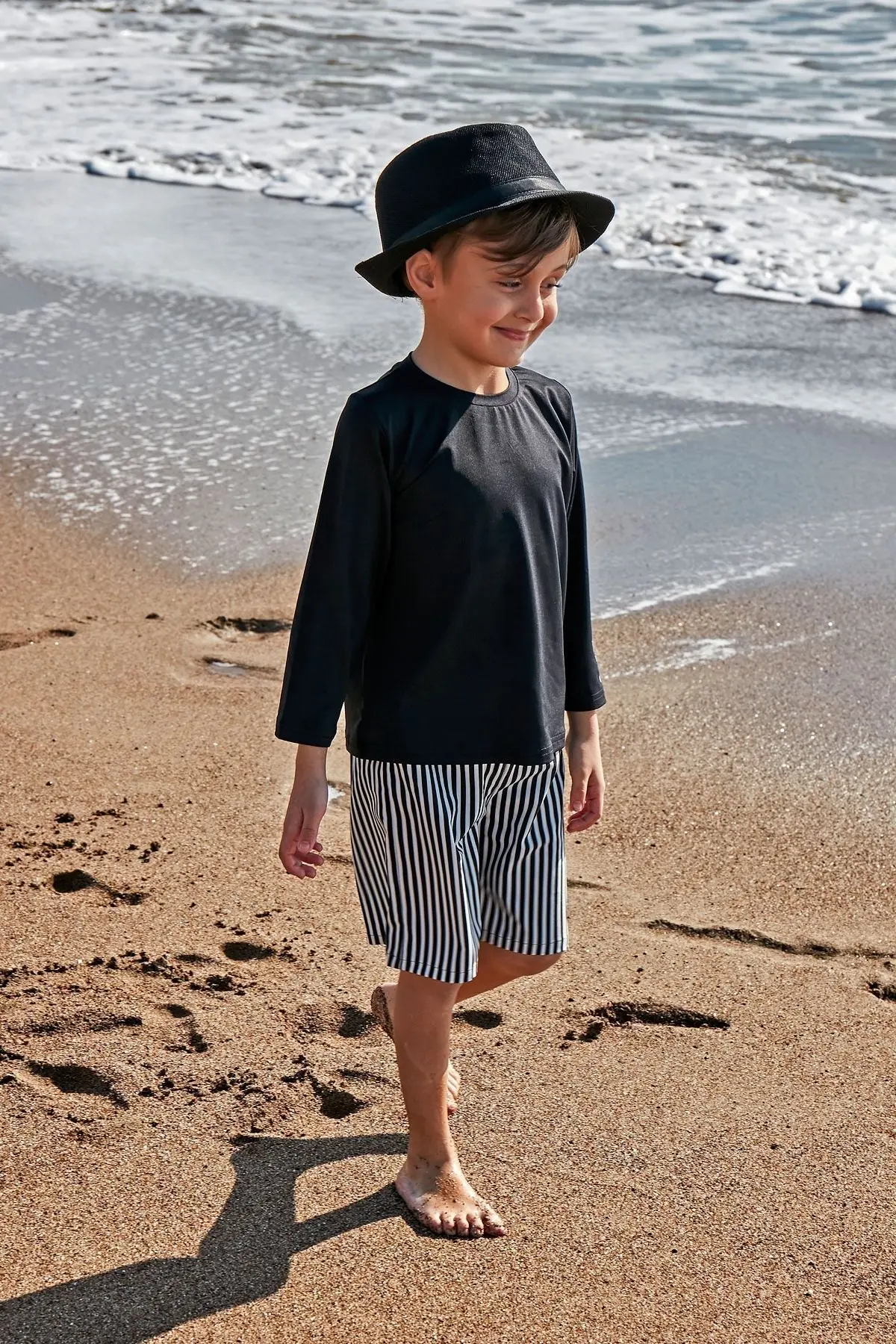 Lycra Black Boys Swim Shirts T2450, photo 3