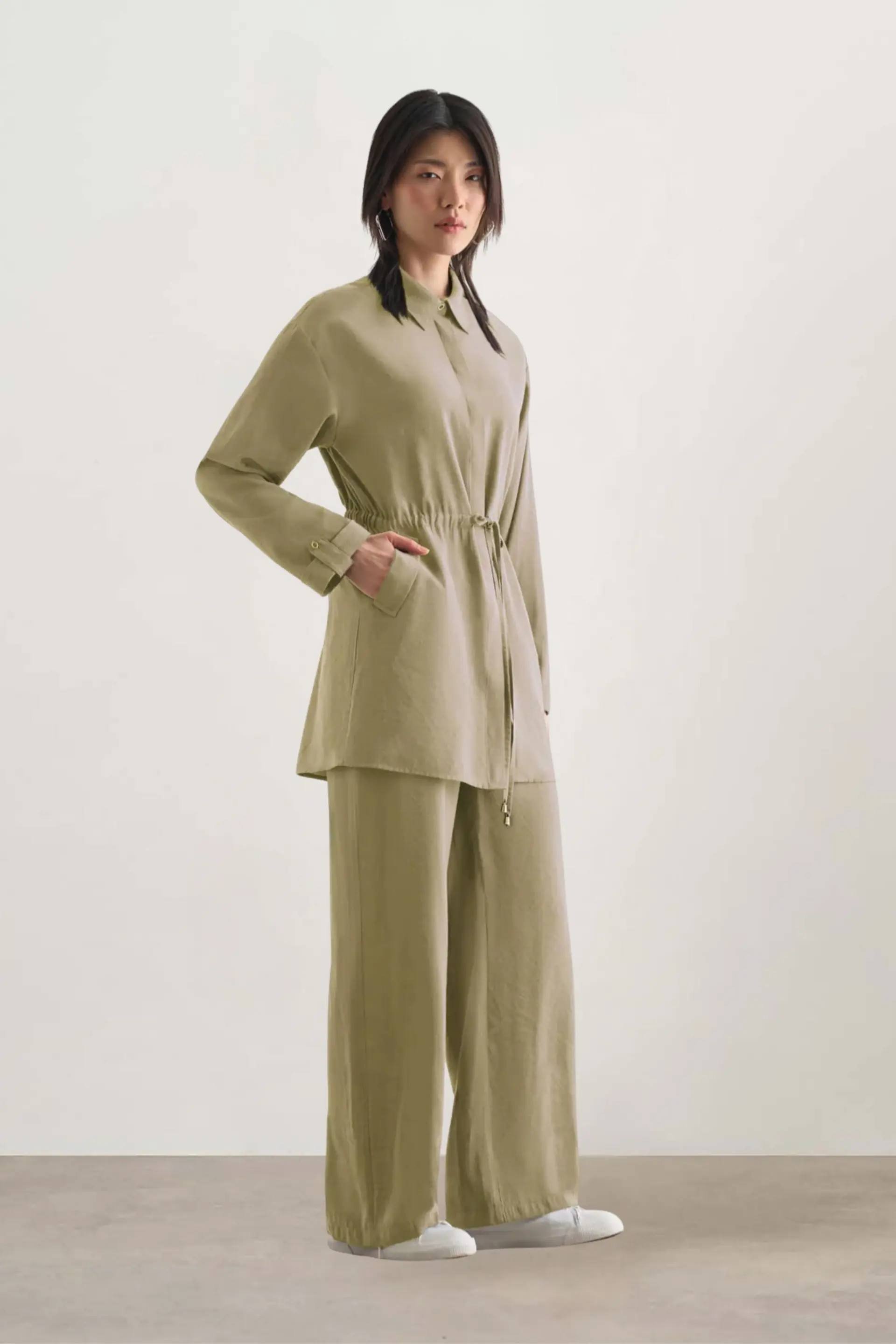 Mizalle Light Weight Cinch Waist Tunic, photo 2