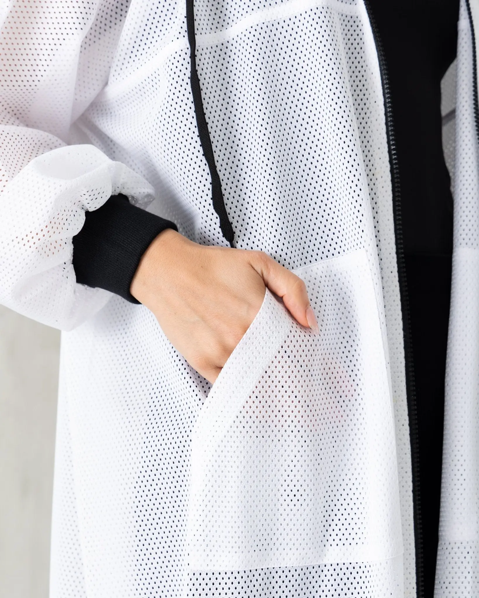 White Mesh sporty wear, photo 5