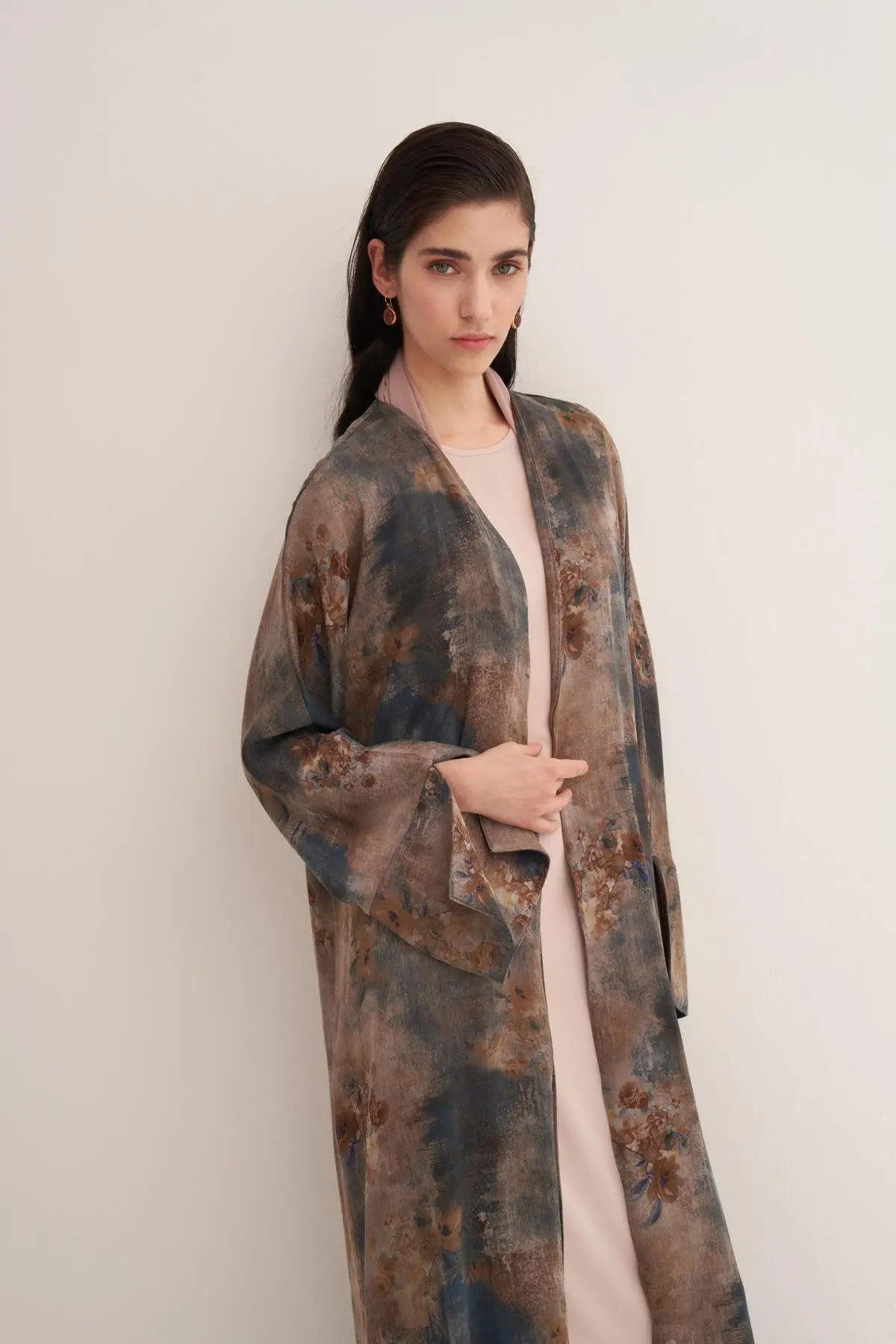 Cupro Flowers Abaya & Scarf Set