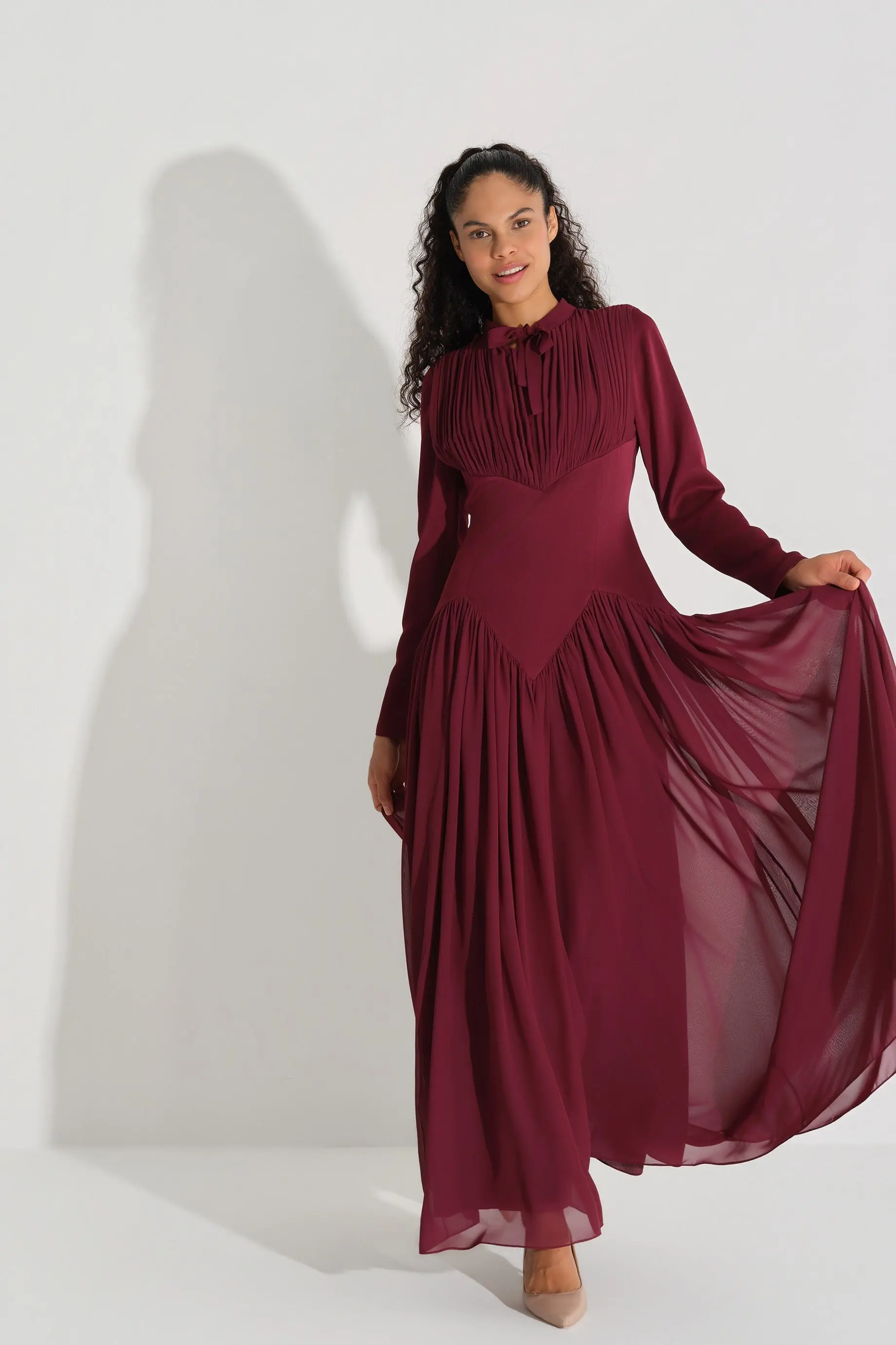 Bow-Neck Corset-Detail Chiffon Dress with Long Sleeves - Bordeaux, photo 2