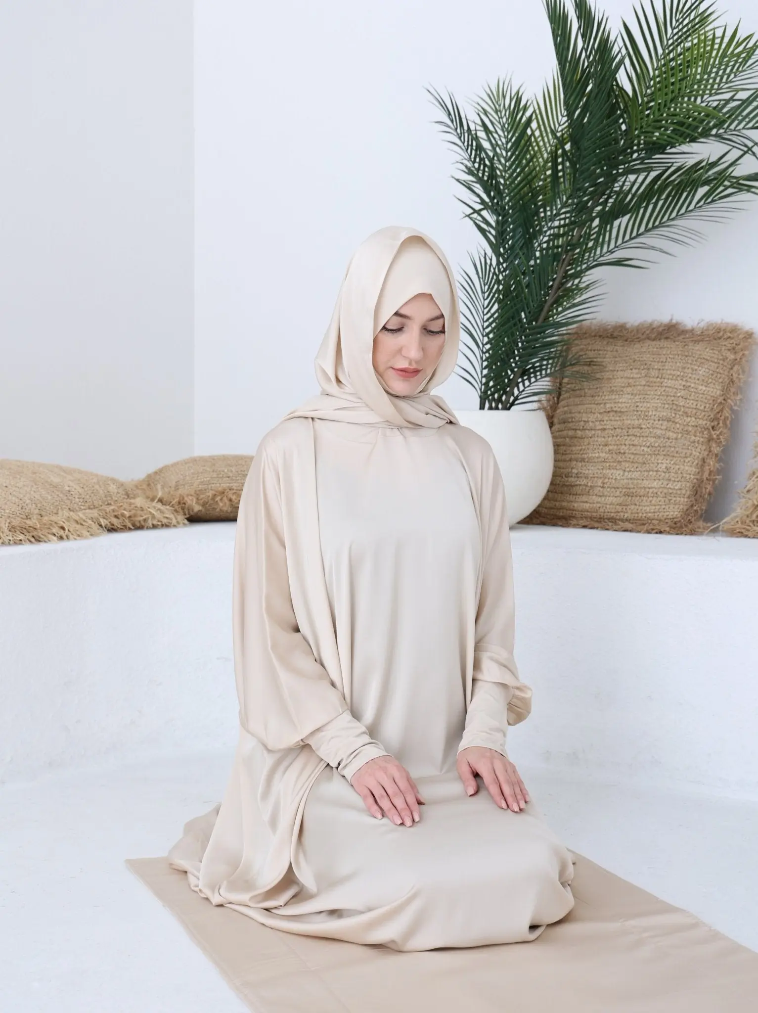 Beige Prayer Mat, photo 3