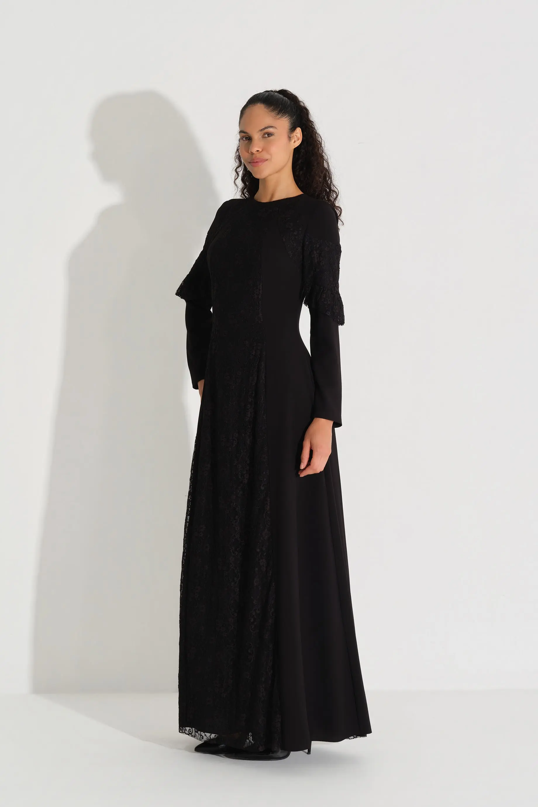 Lace Panel Crepe Dress – Black, photo 3