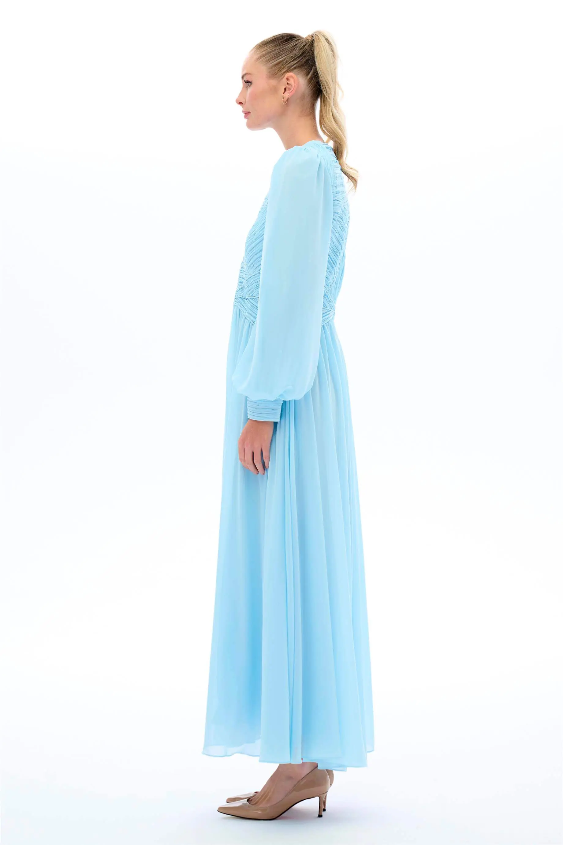 Panel-Piped Pleated Dress in Blue, photo 3
