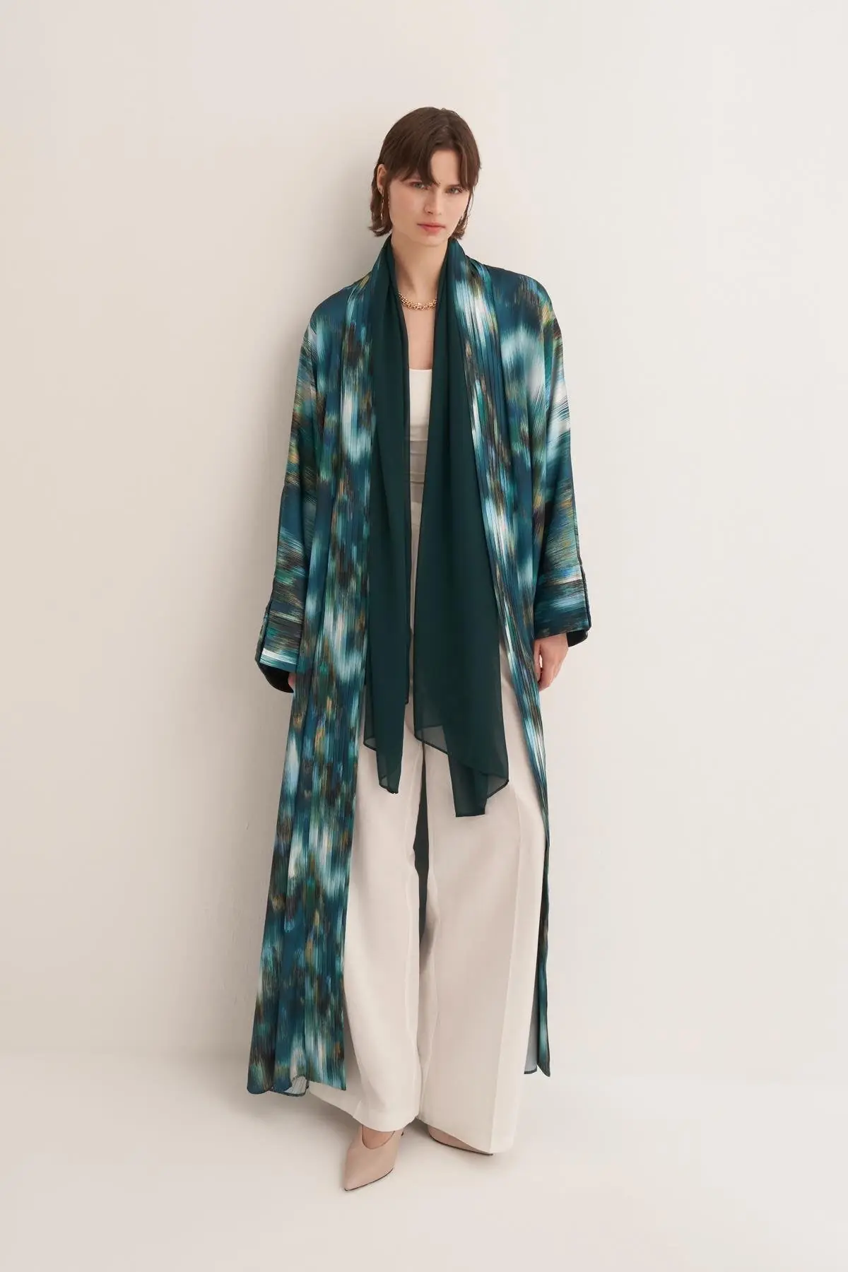 Julie Printed Green Abaya with Matching Scarf, photo 3