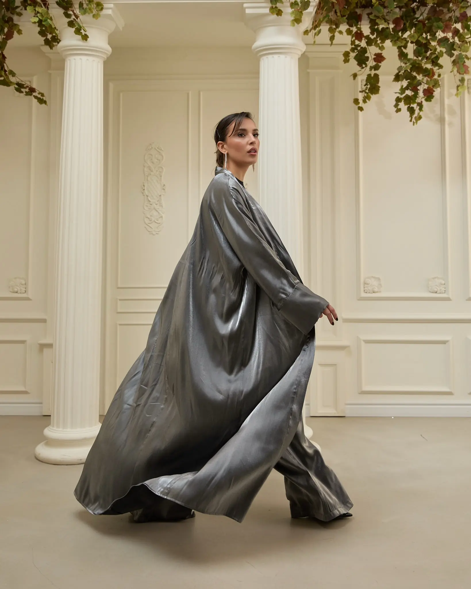 Sorelle Metallic Abaya - Gray, photo 8