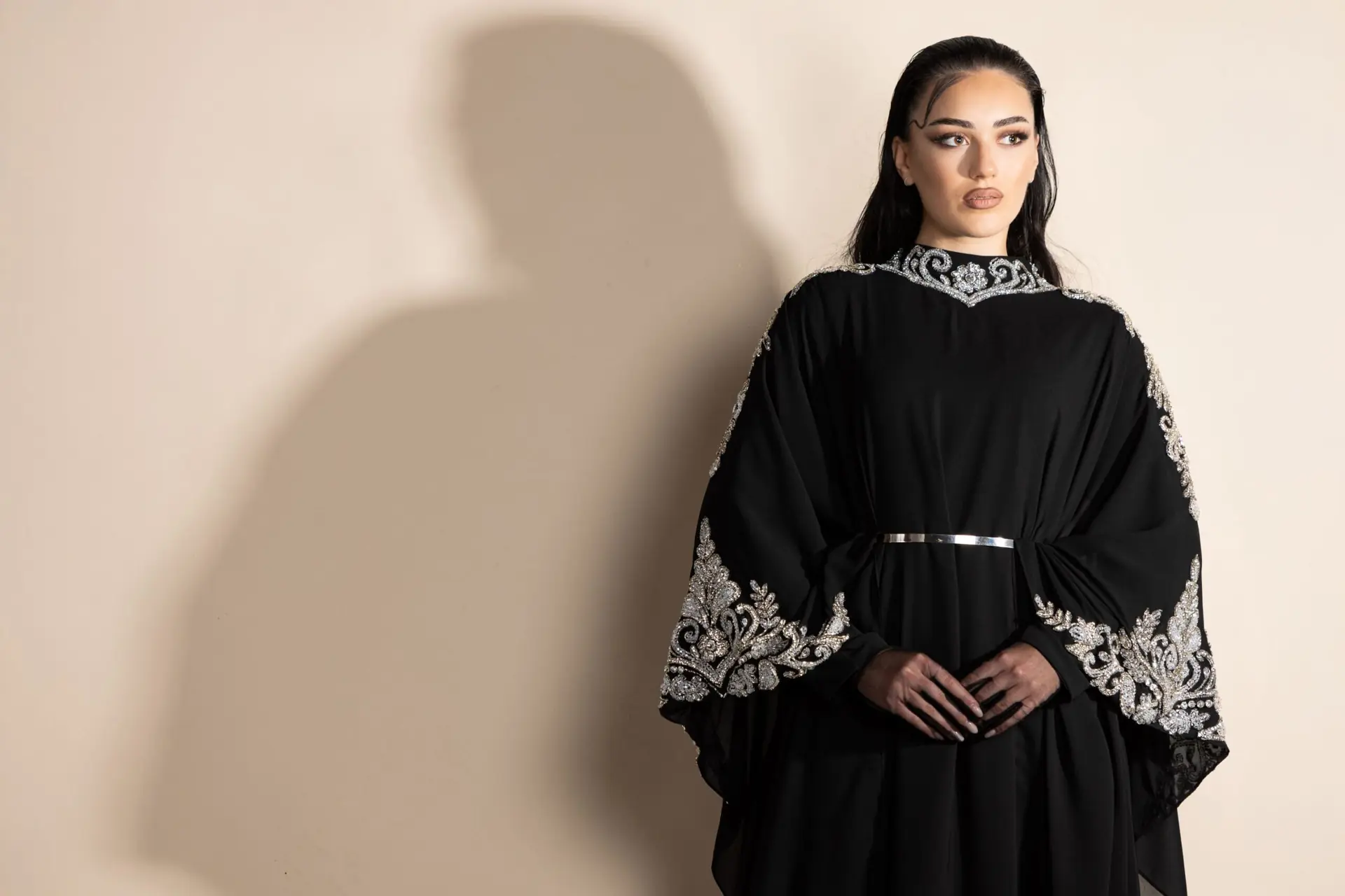 Shadow Star Embellished Abaya – Black, photo 5