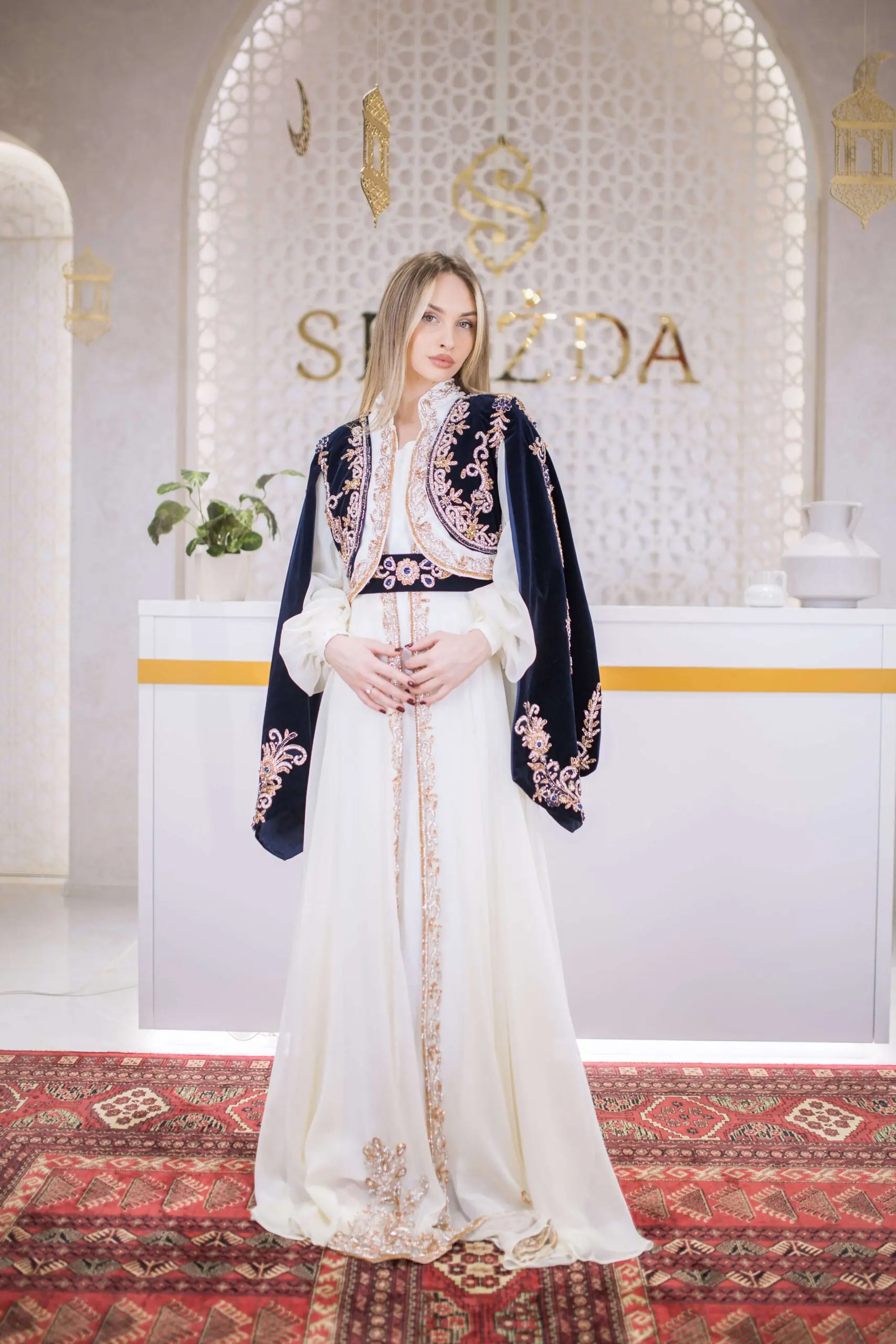 Velvet Noor Embellished Velvet Kaftan – Navy