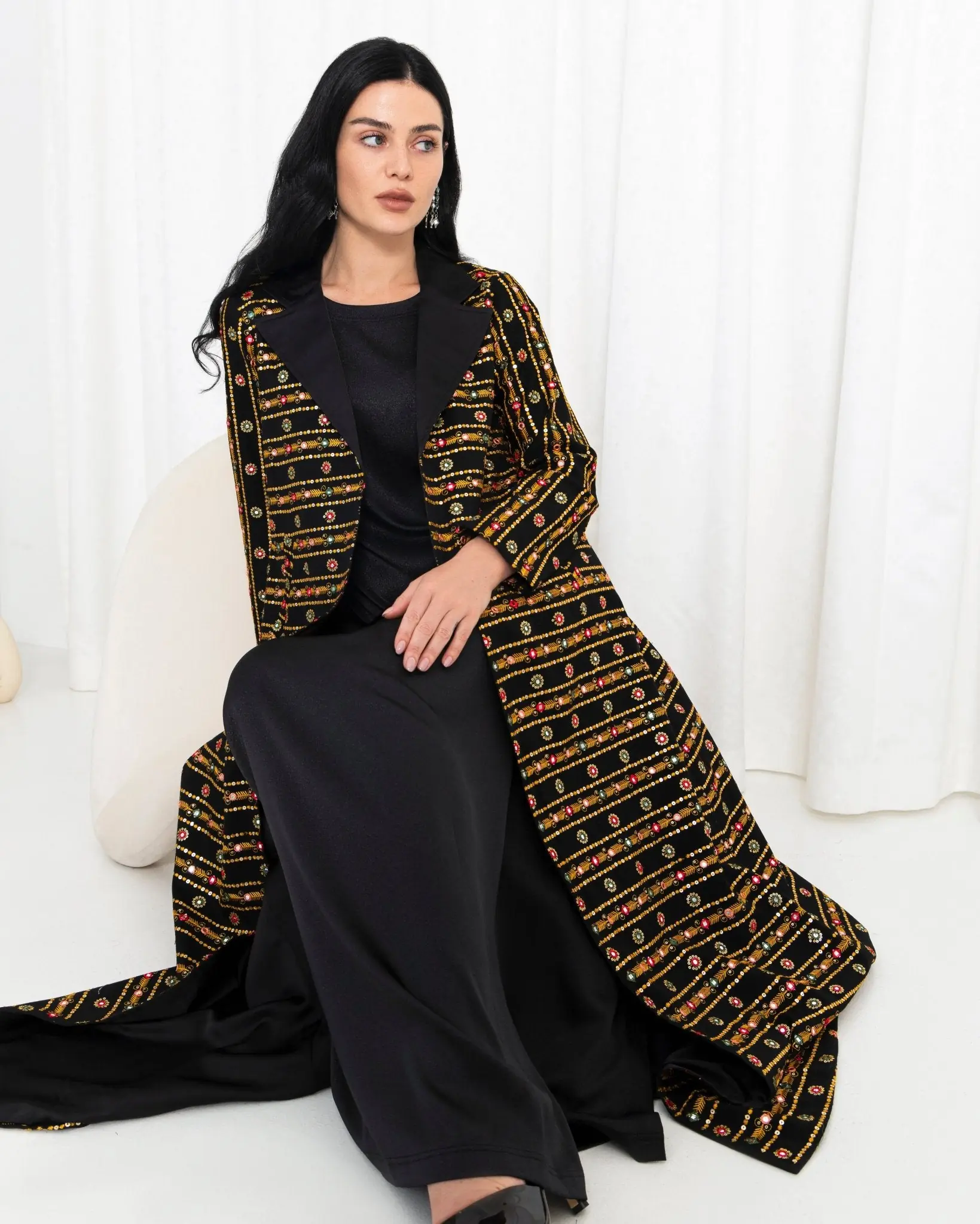 Aswad Zahab Abaya, photo 6