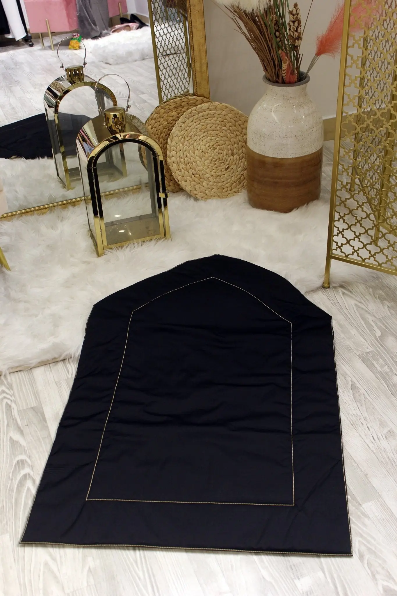 Magenta Prayer Mat, photo 7
