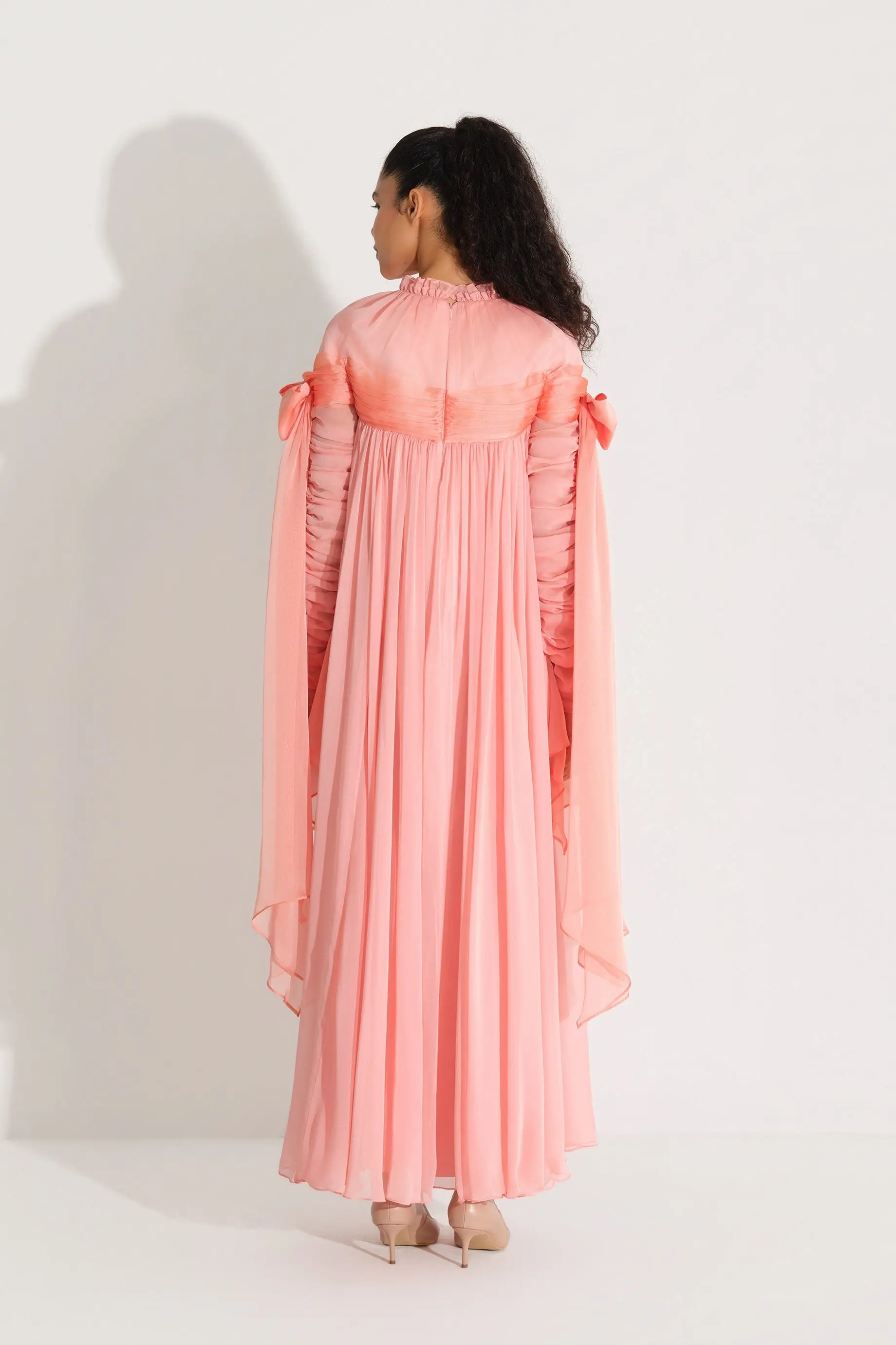 Ruffle & Bow-Tie Detail Shimmer Dress -  Somon, photo 5