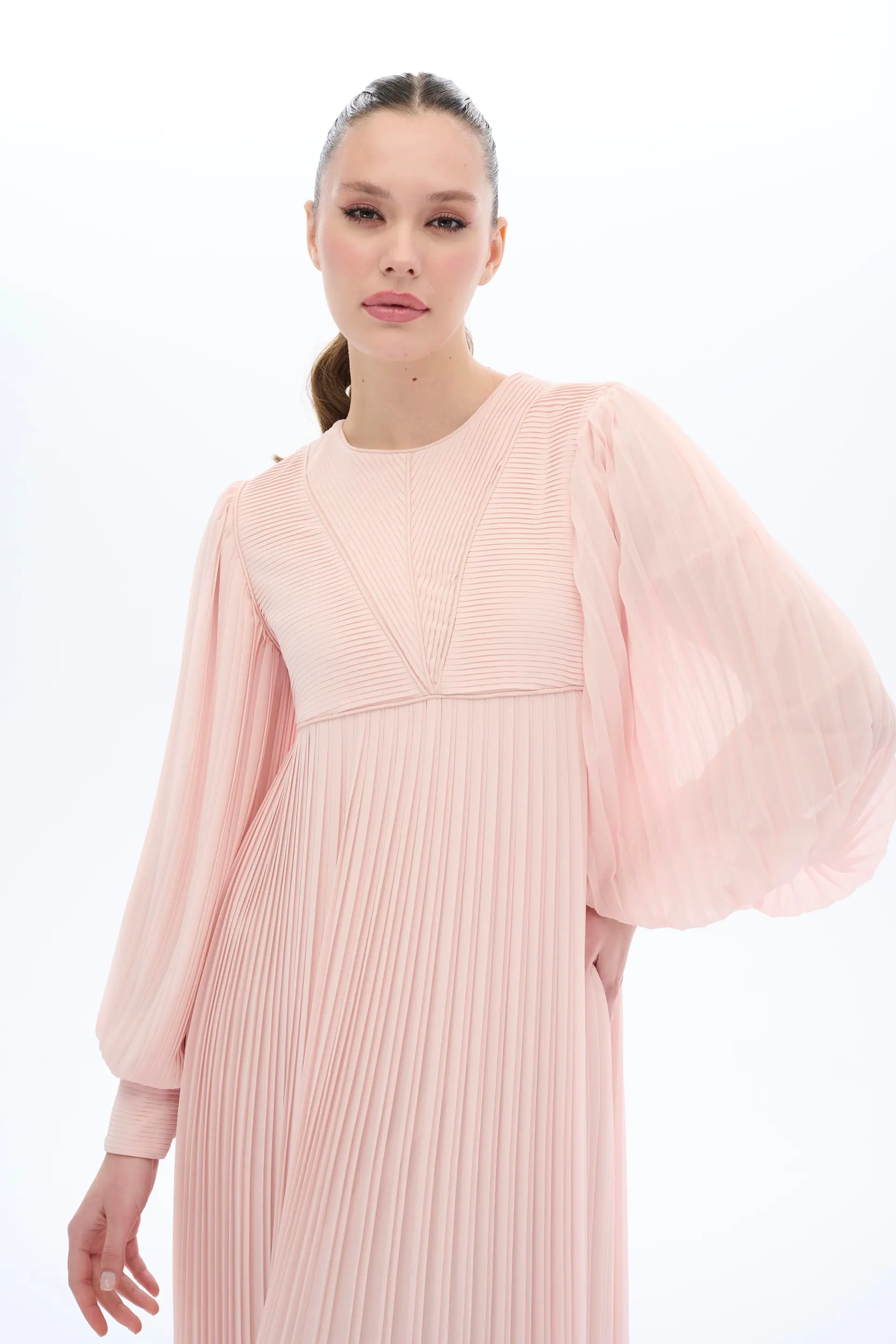 Pleated V-Front Romantic Dress – Powder Pink, photo 2