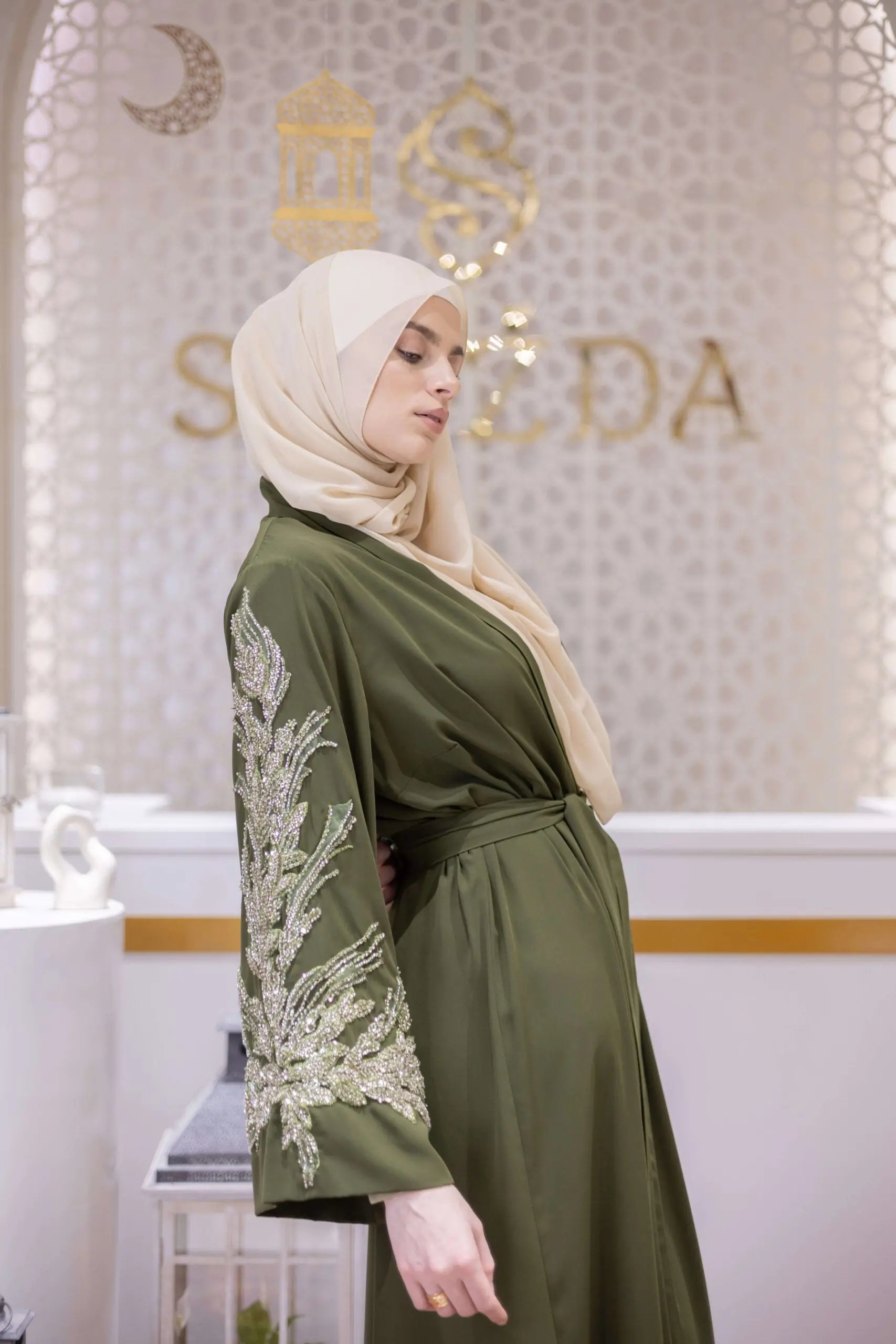 Majestic Whisper Embellished Abaya – Green, photo 4
