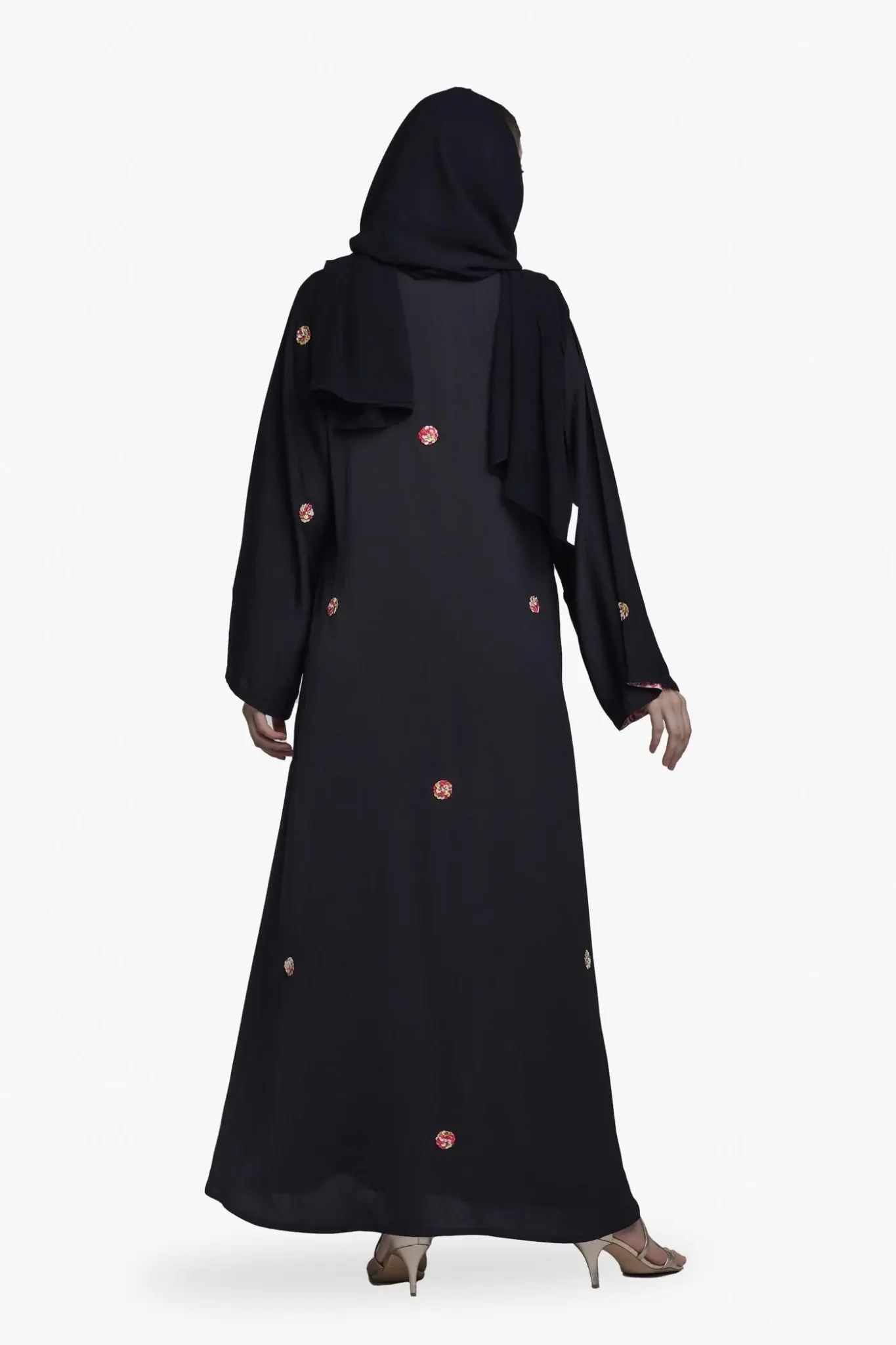 Amira Abaya, photo 2