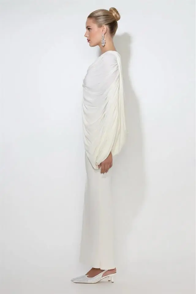 Eirene Elbise, photo 2