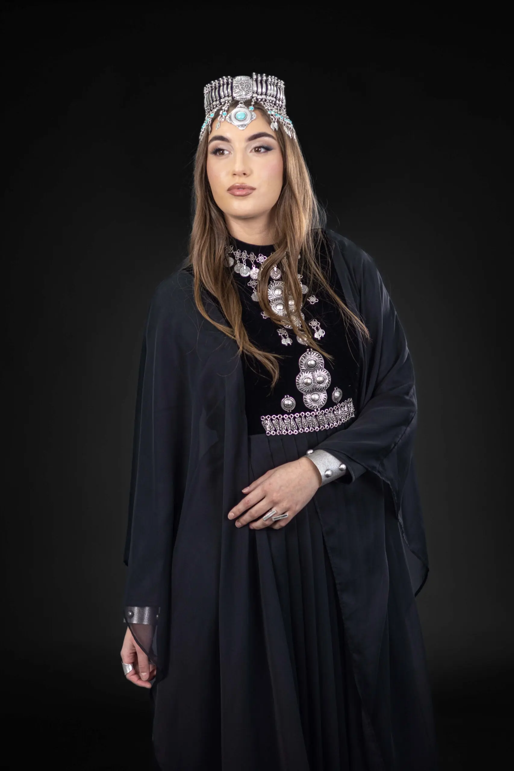 Boldness Embellished Abaya – Black, photo 5