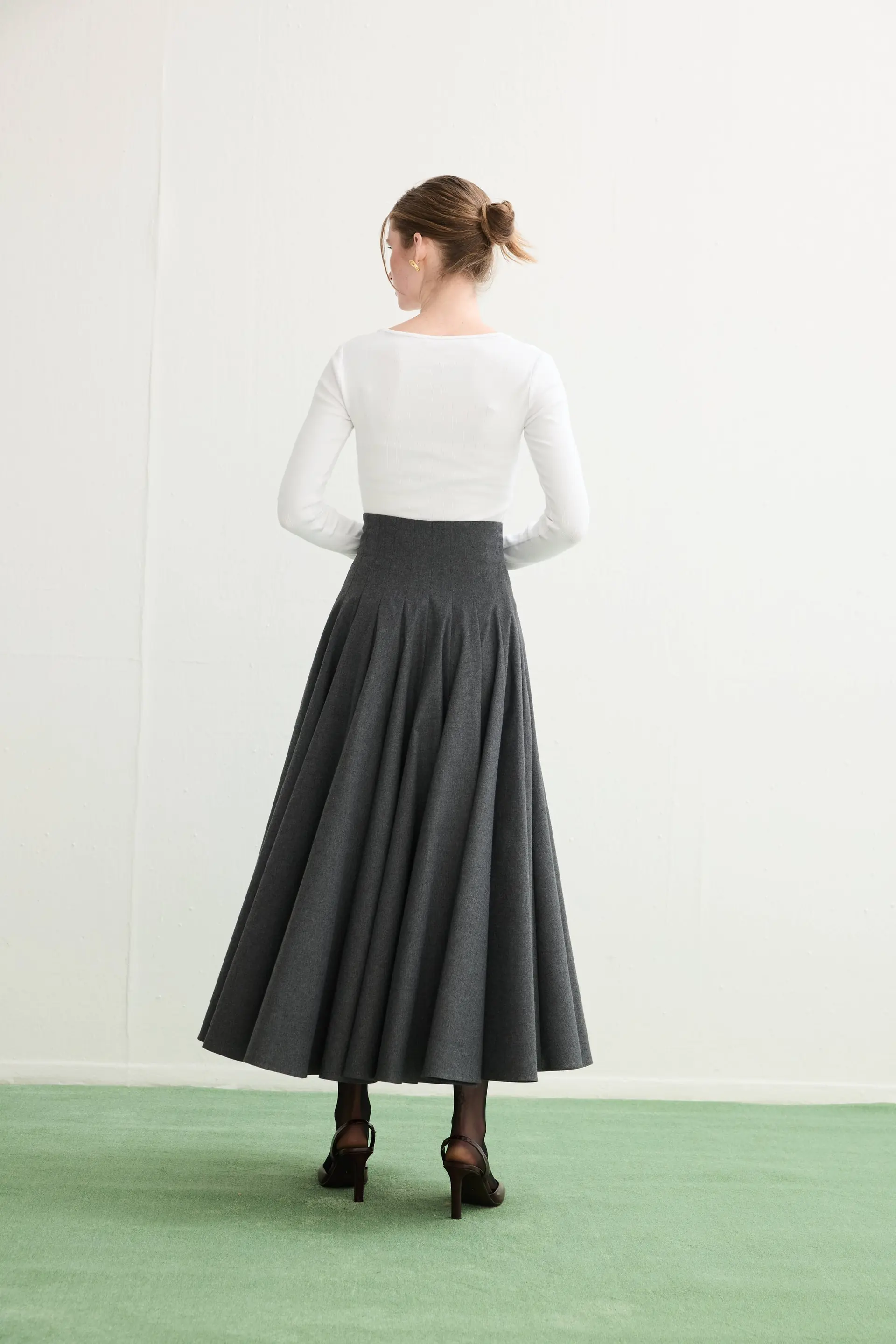 20-Panel Full-Circle Maxi Skirt – Grey, photo 2