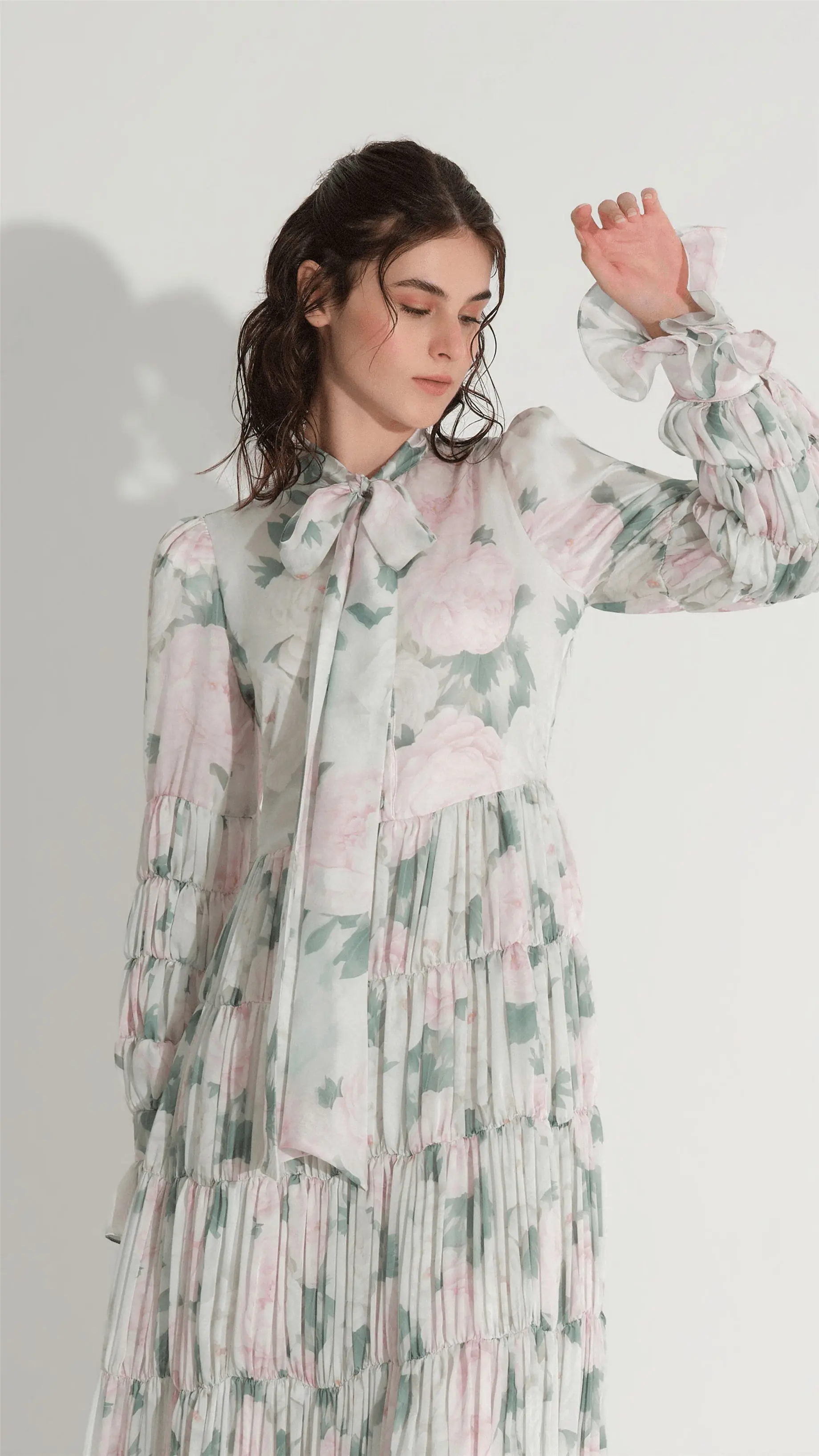 Tiered Gathered Floral Dress – Green, photo 2