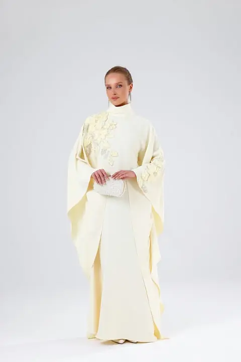Chloe Kaftan – Yellow