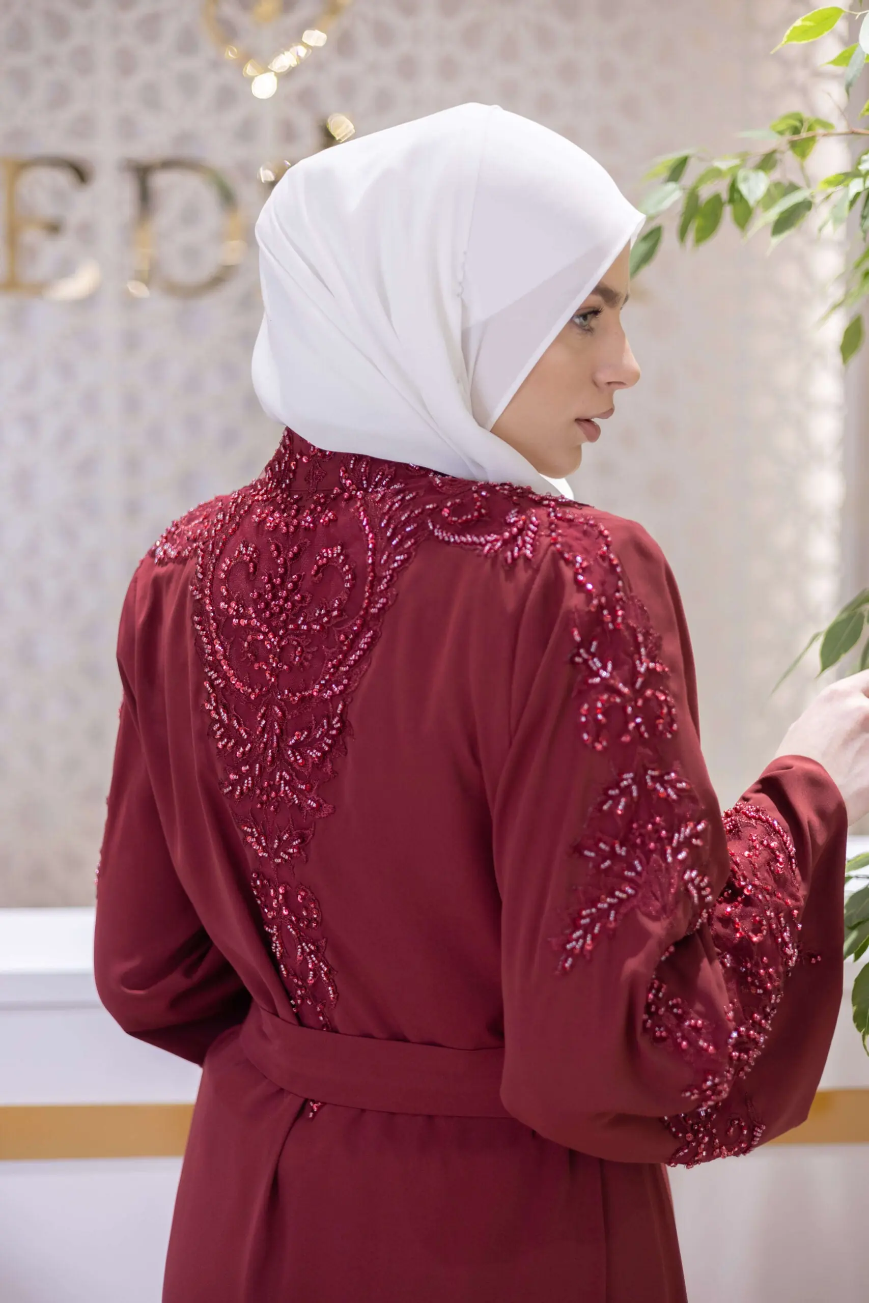 Crystal Veil Embellished Abaya – Red, photo 4