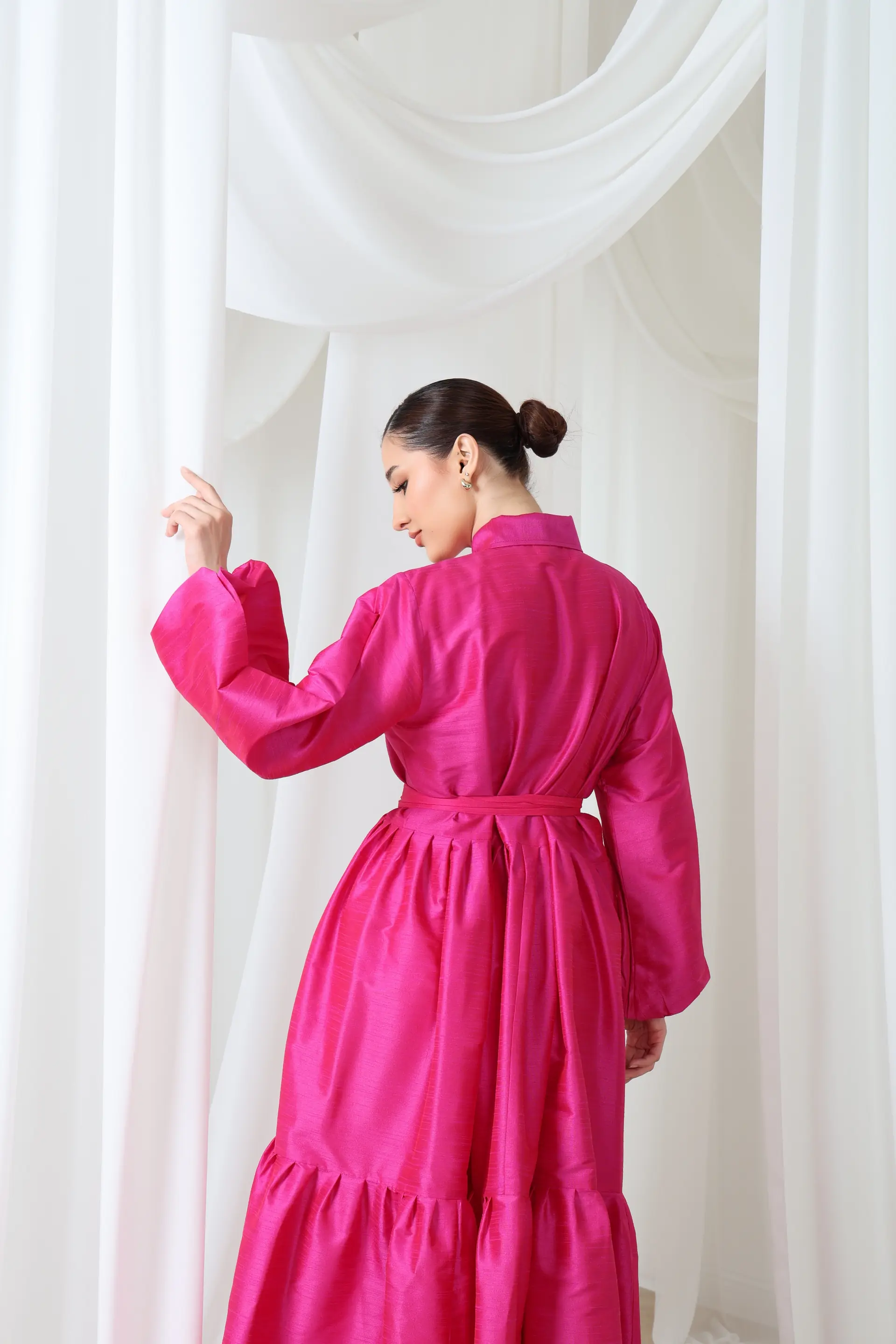 Satin Maxi Dress with Balloon Sleeves & Waist Bow, photo 2