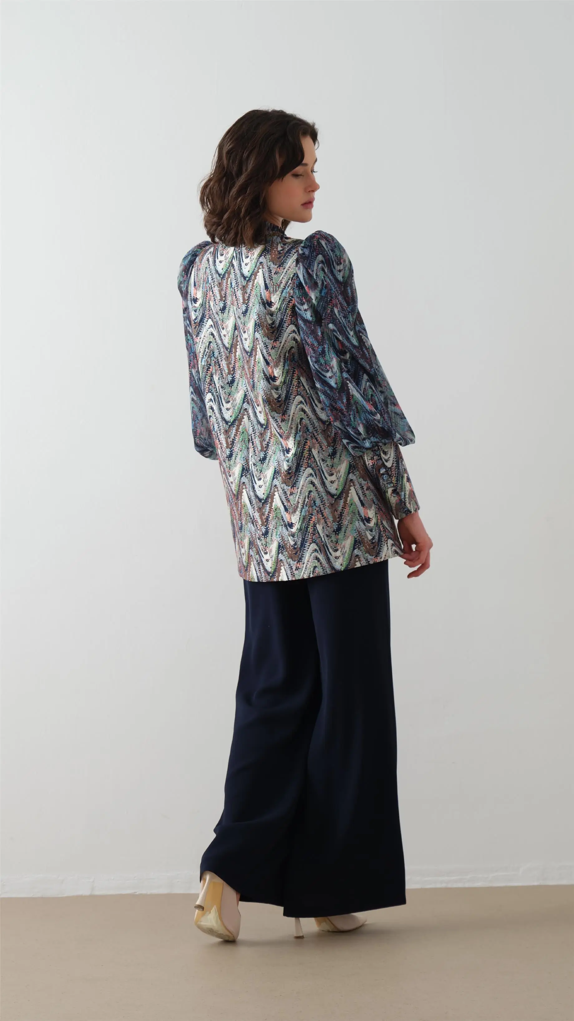 Zigzag Patterned Jacquard Suit in Navy Blue, photo 4