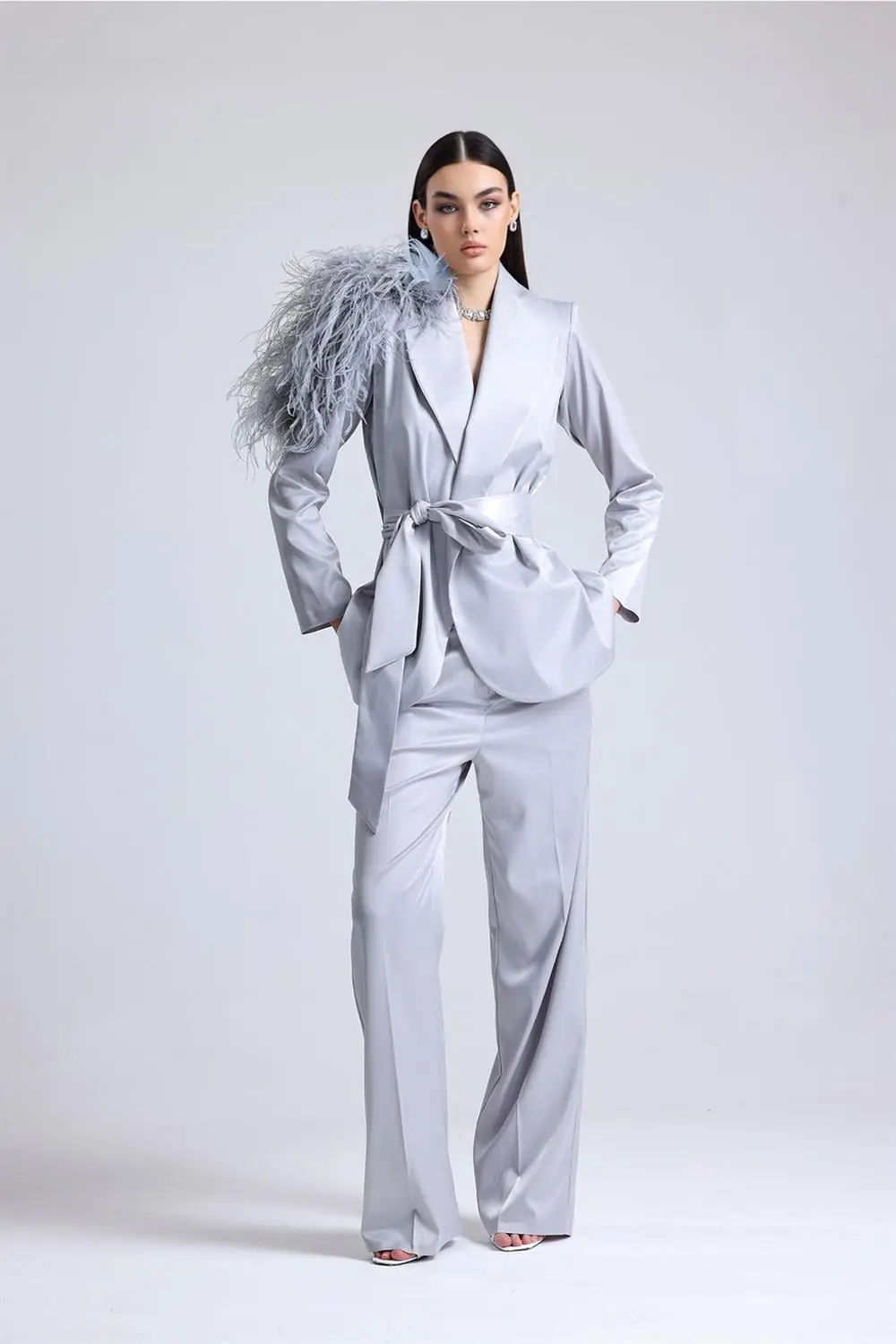 Lunar Ember Feather-Shoulder Set — Gray, photo 2