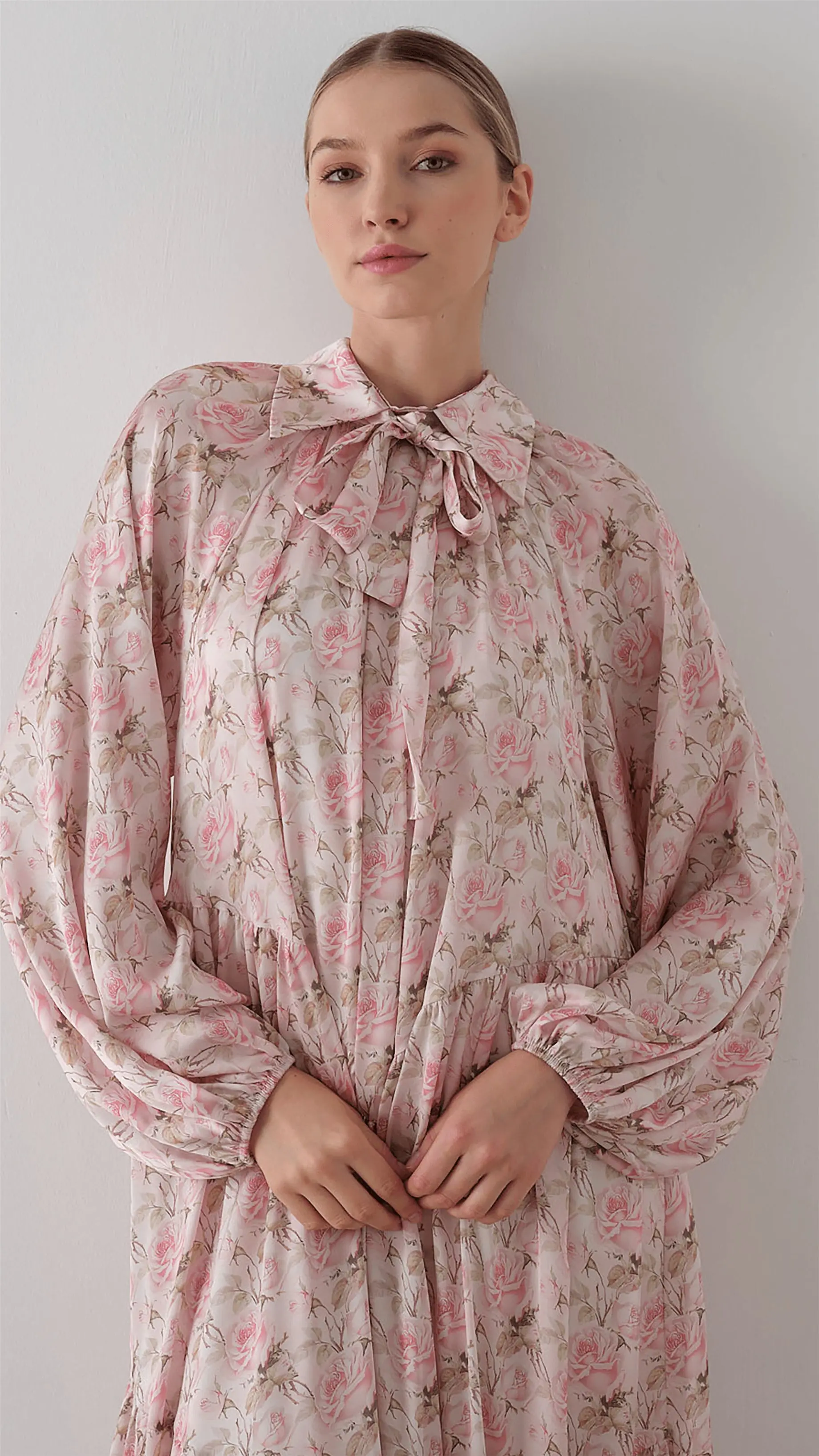 Bow Neck Chiffon Satin Dress – Soft Pink, photo 2