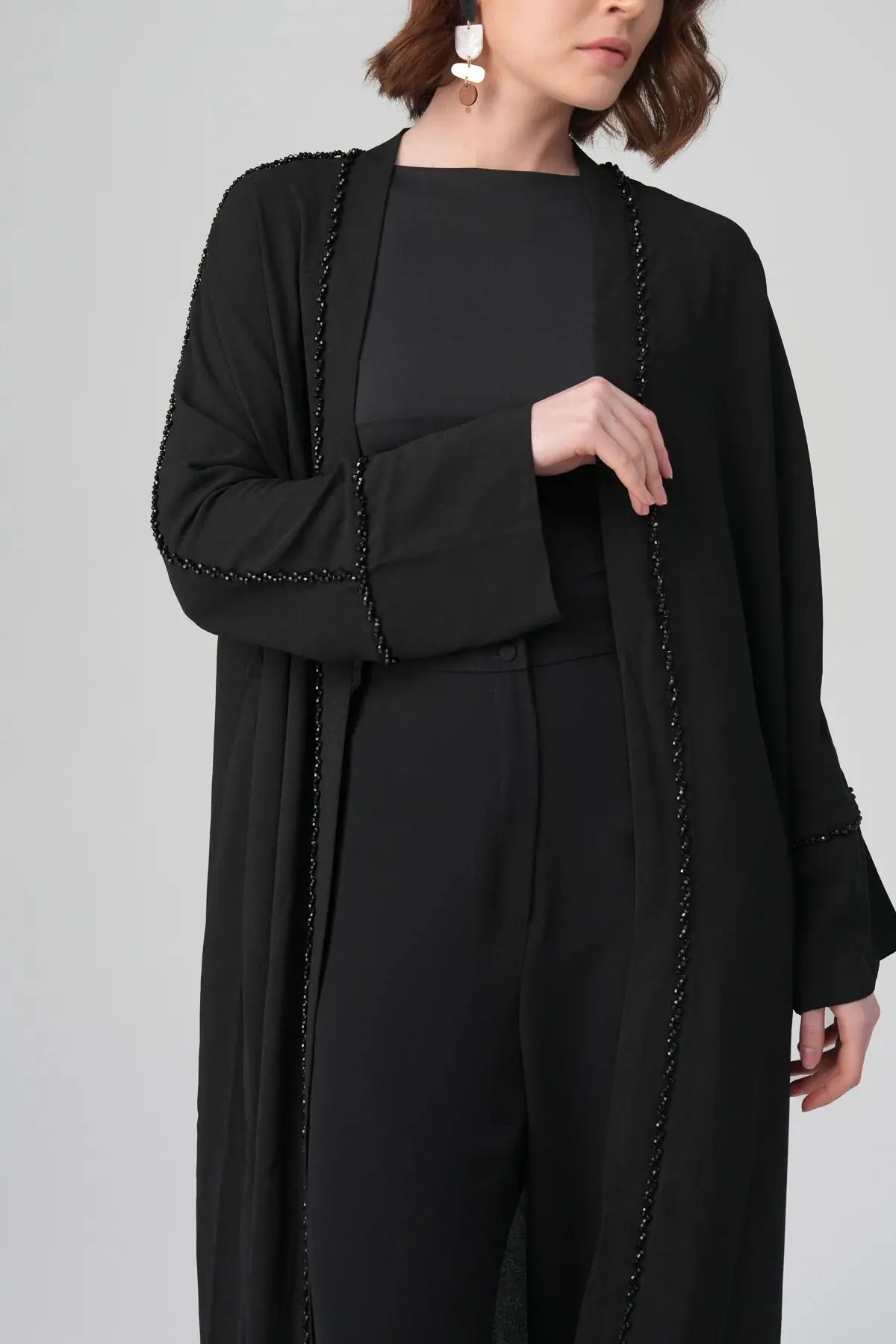 Klara Crystal-Embellished Abaya – Black, photo 2