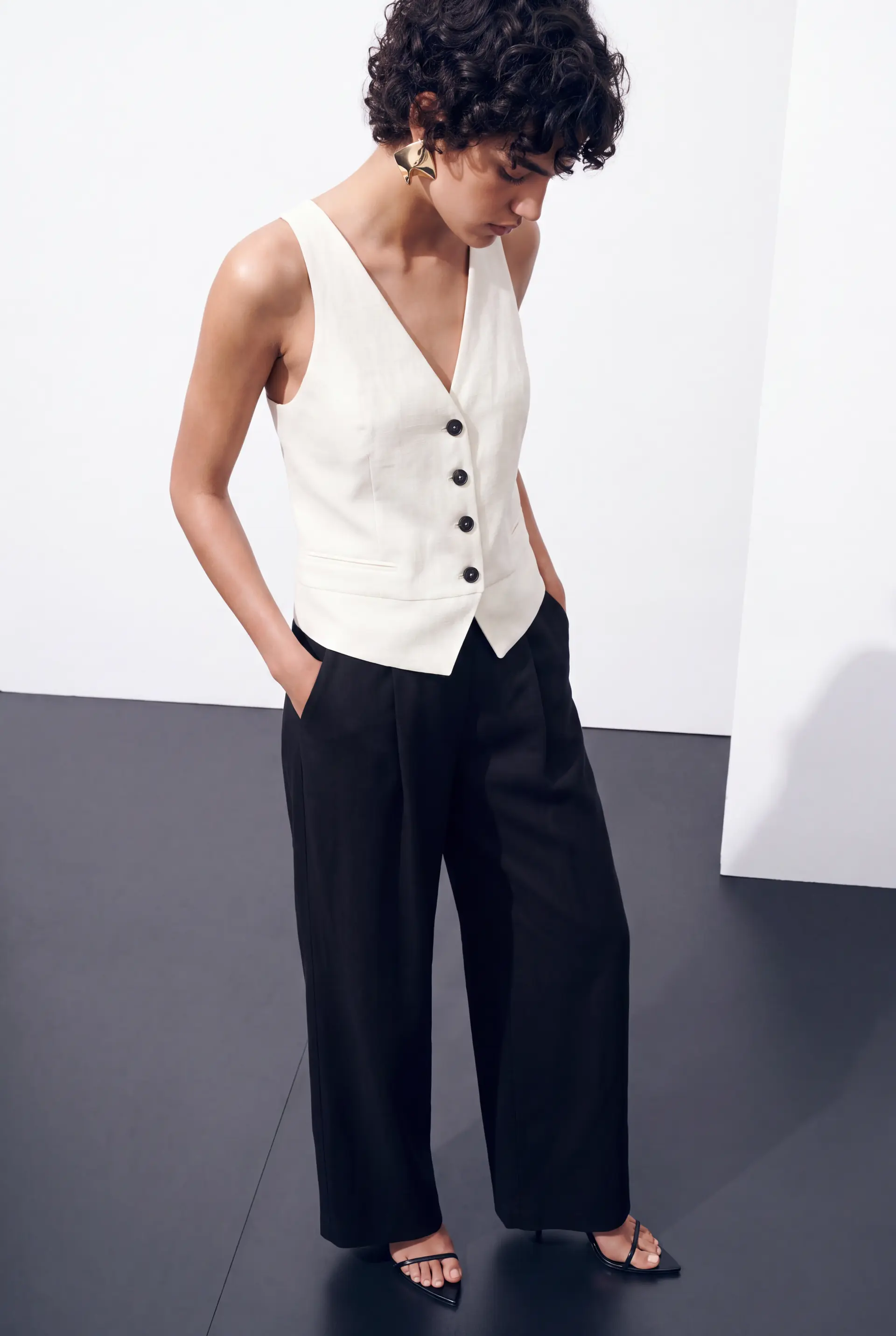 Muna Linen Vest - 100% Pure Linen, photo 5