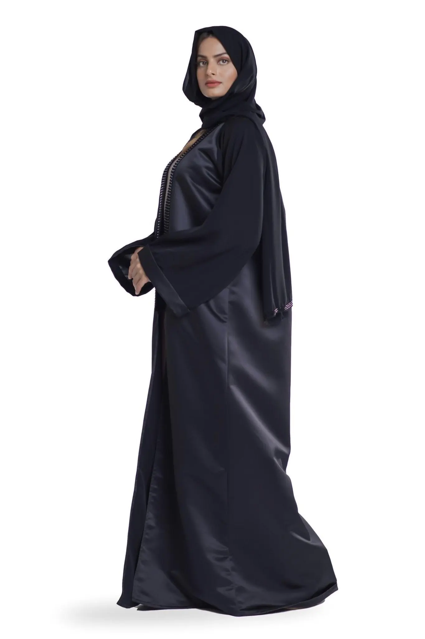 Malika Abaya, photo 2