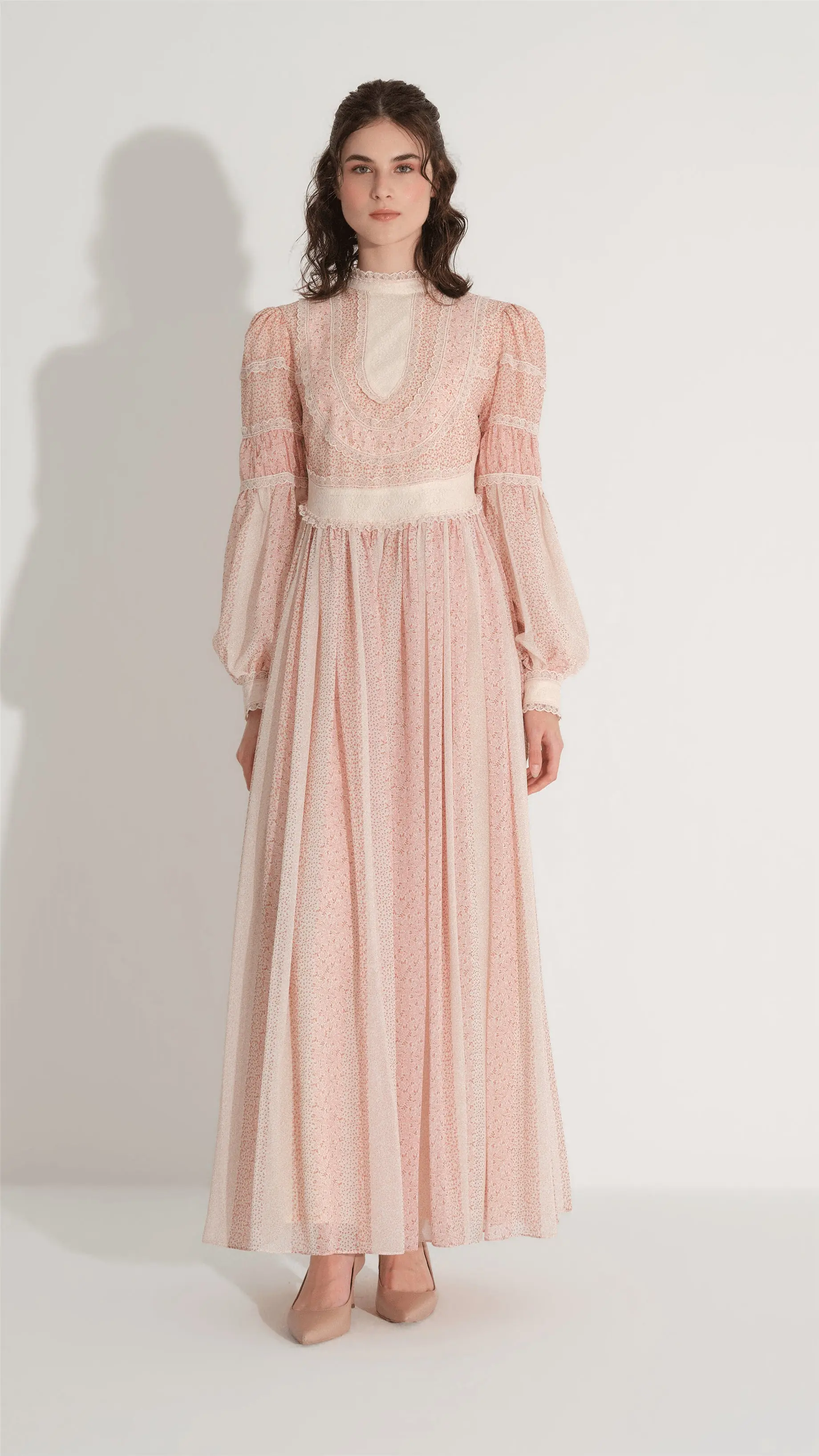 Lace Trim Gathered Chiffon Dress – Powder Pink