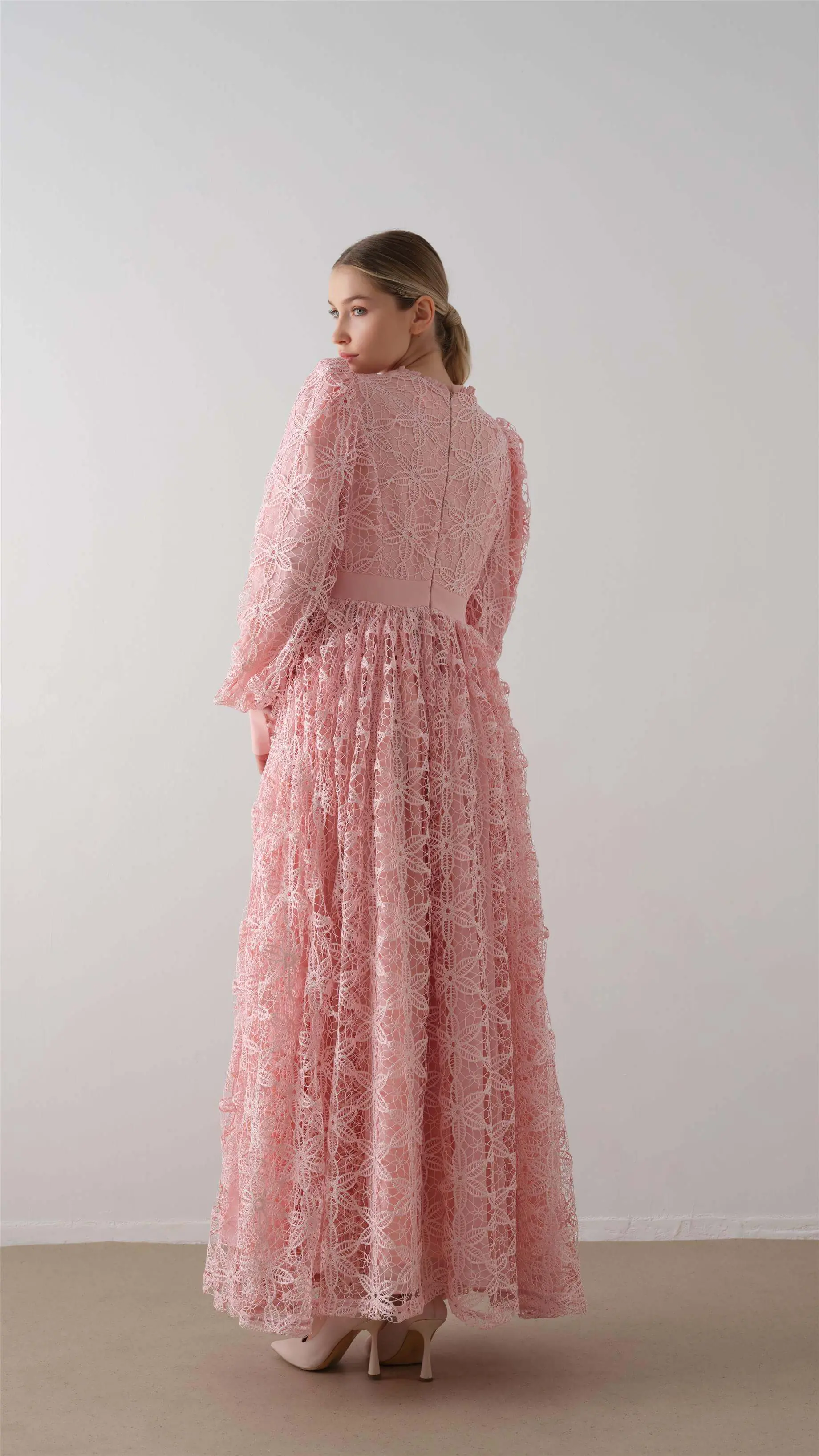 Lace Embroidered Full-Skirt Dress – Pink, photo 3