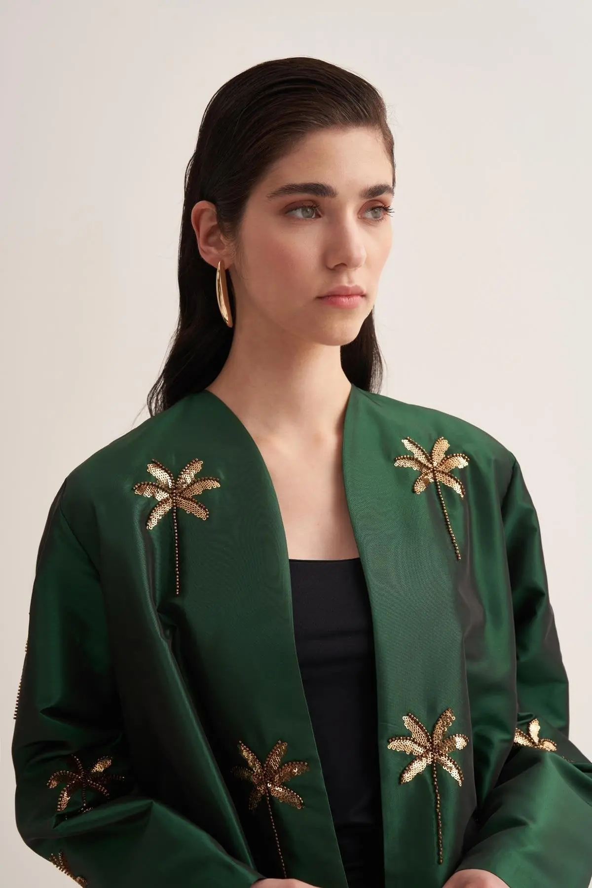 Glamor Embroidered Satin Abaya – Emerald Green, photo 3