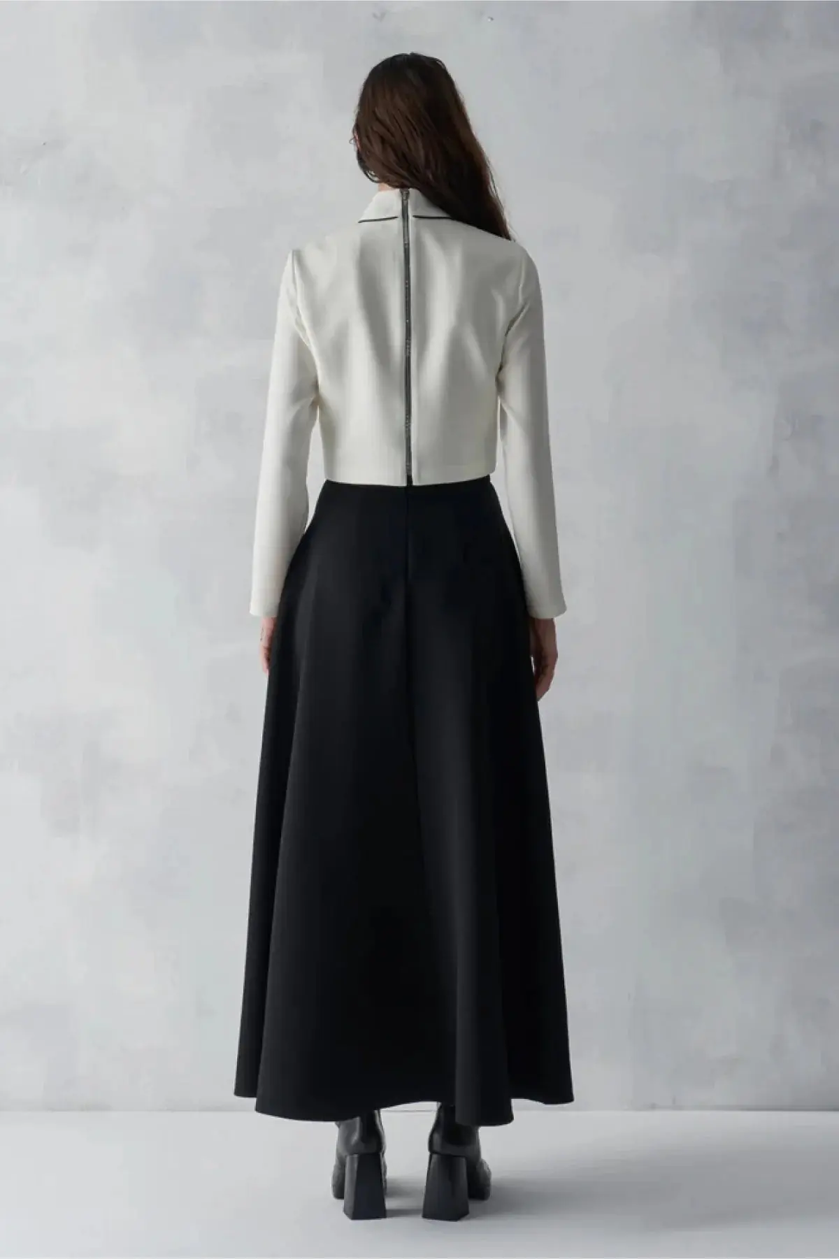 Floral Embroidered Blouse & Skirt Set – White/Black, photo 6