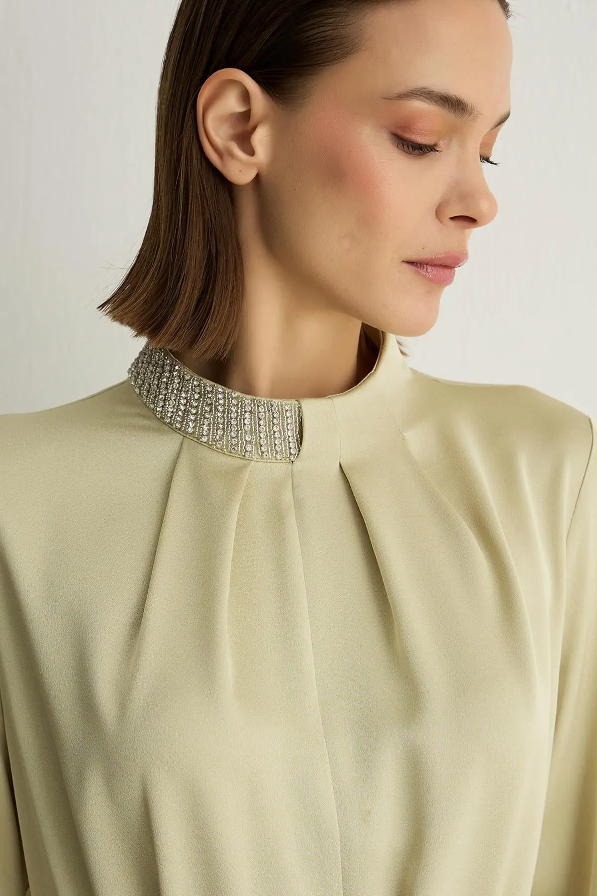 Lotus Embellished Collar Dress – Pastel Green, photo 2