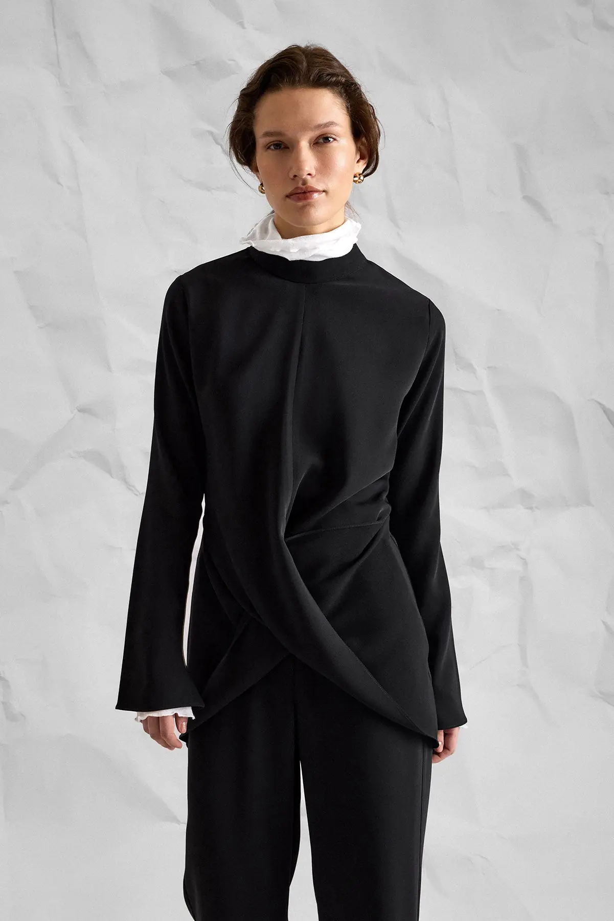 Majesté Atelier No. 01 Asymmetric Tunic & Wide-Leg Trouser Set - Black, photo 3