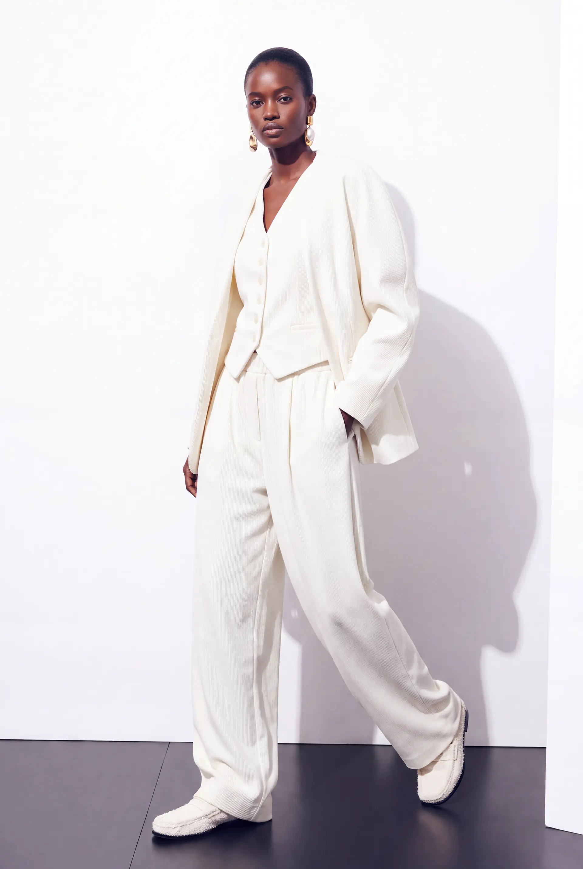 Tailored Velvet Jacket, photo 4
