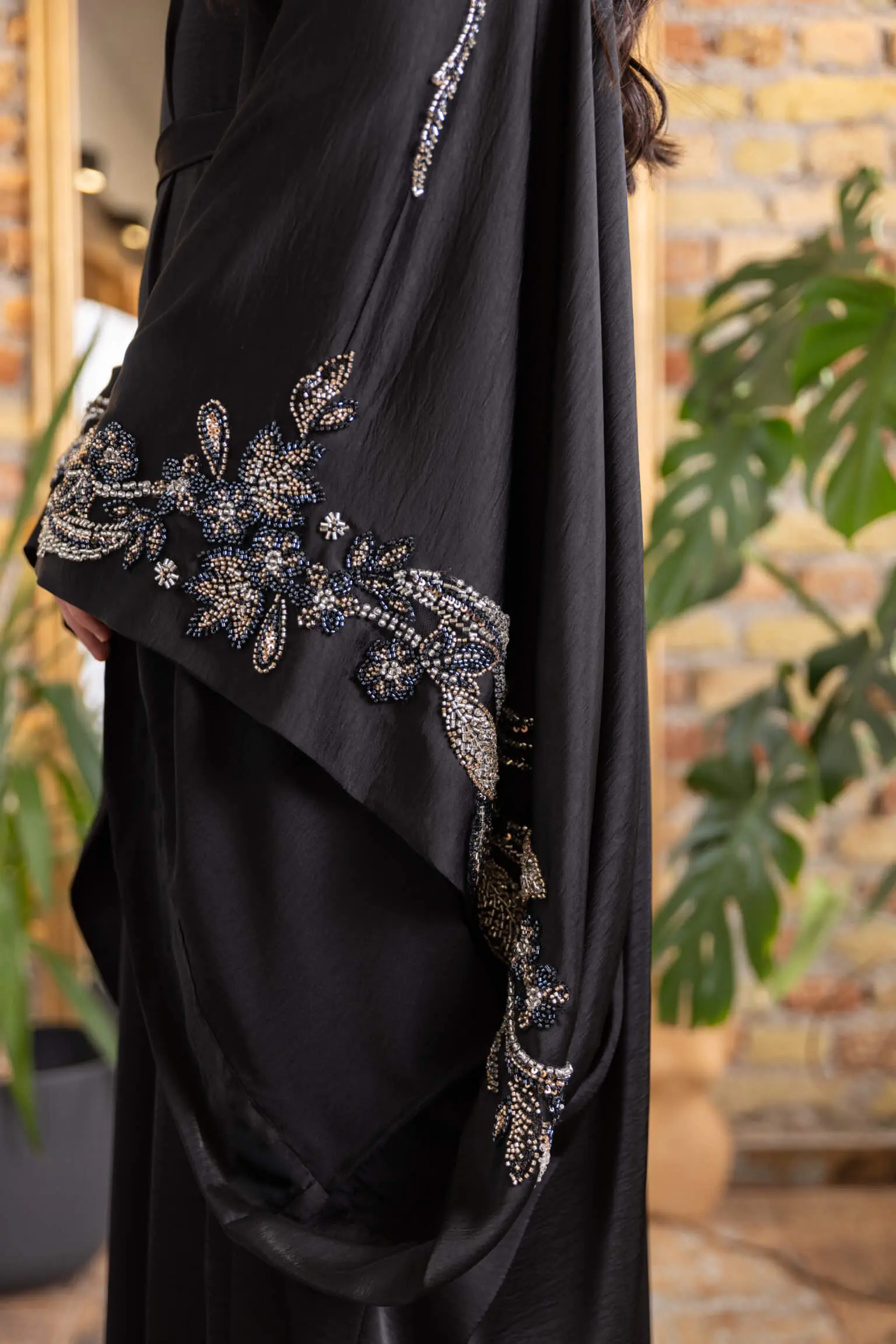 Femme Imperial Embellished Abaya – Black, photo 5