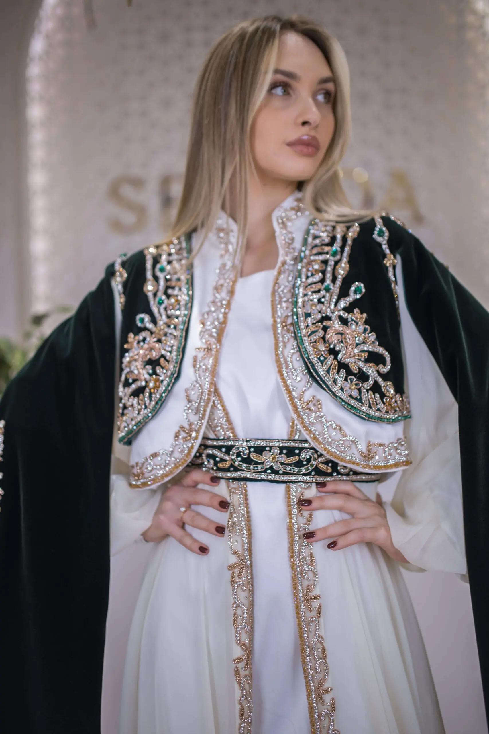 Caftan 18 Embellished Velvet Kaftan – Deep Green
