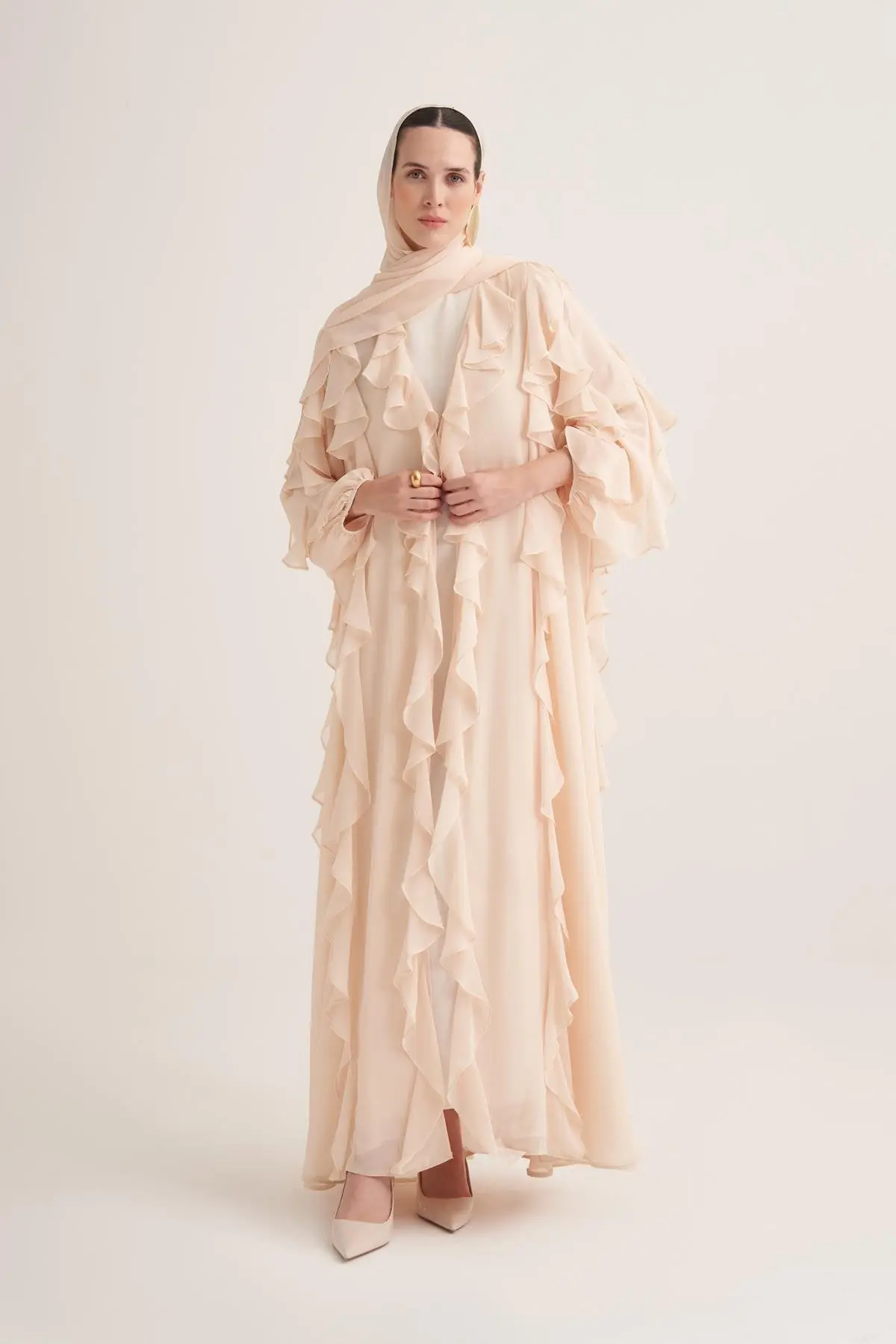 Lola Abaya & Scarf – Light Yellow