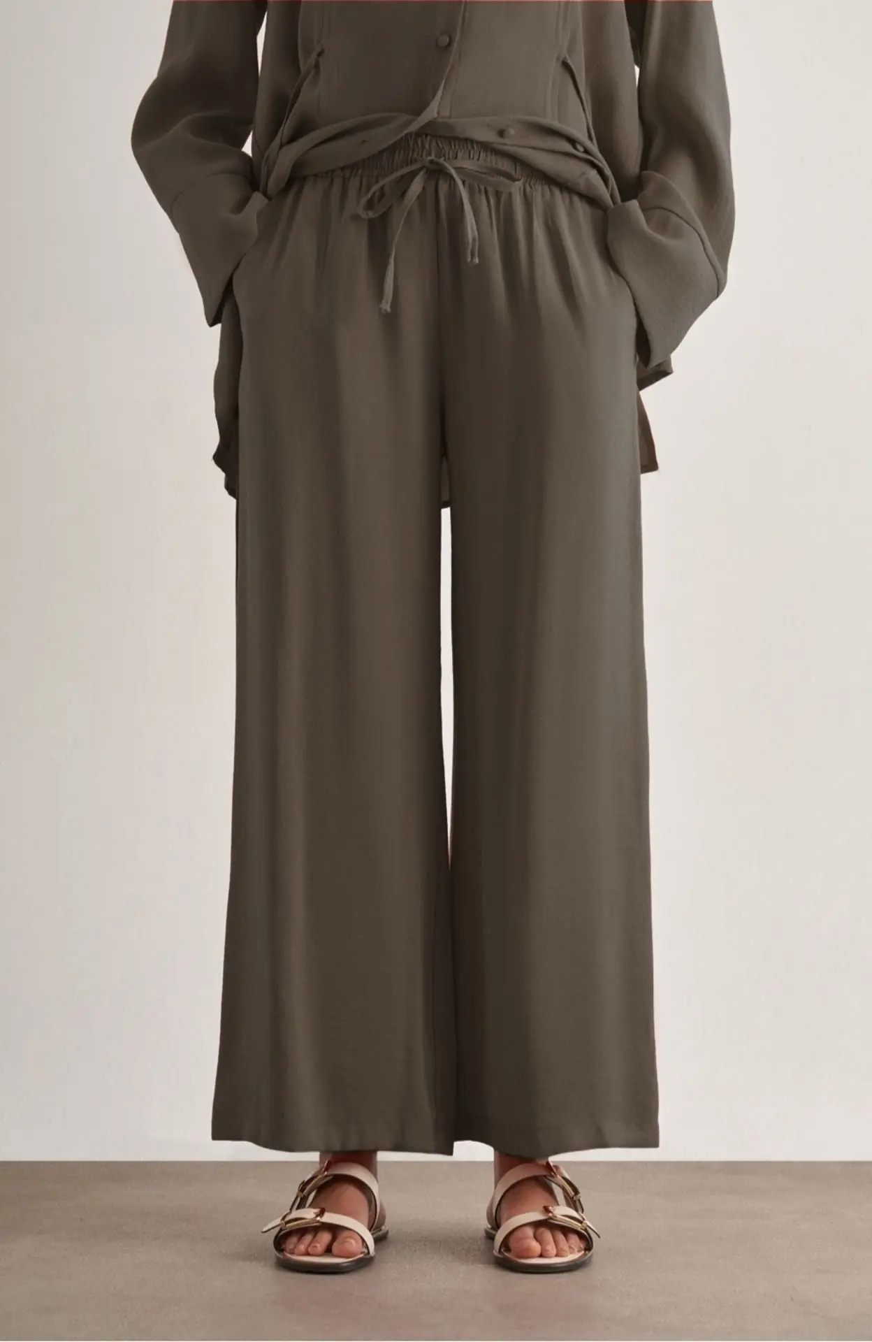 Mizalle Women's Relaxed Pants