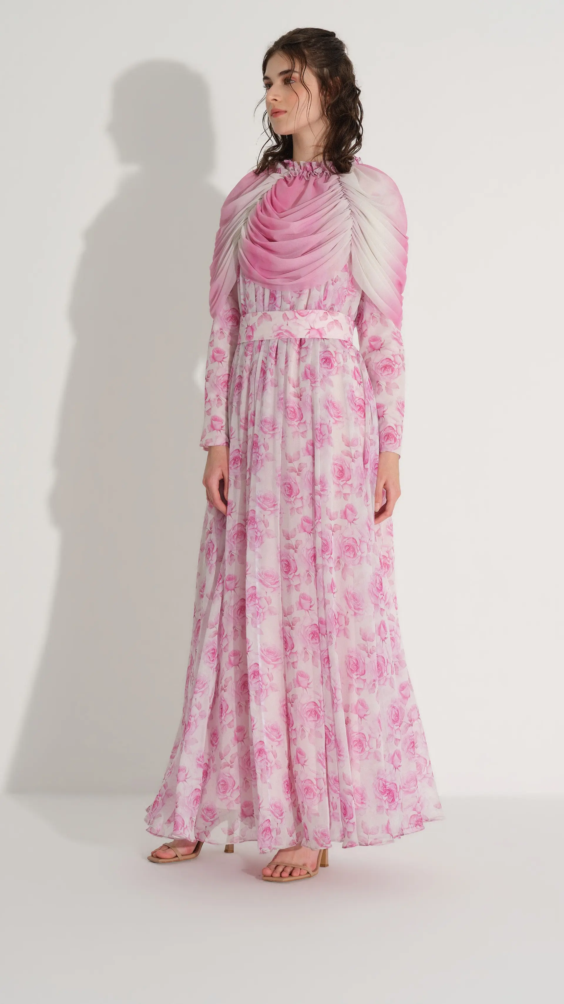 OMUZU TÜLLÜ  PELERİN DETAYLI İPEK ŞİFON ELBİSE Pembe, photo 5