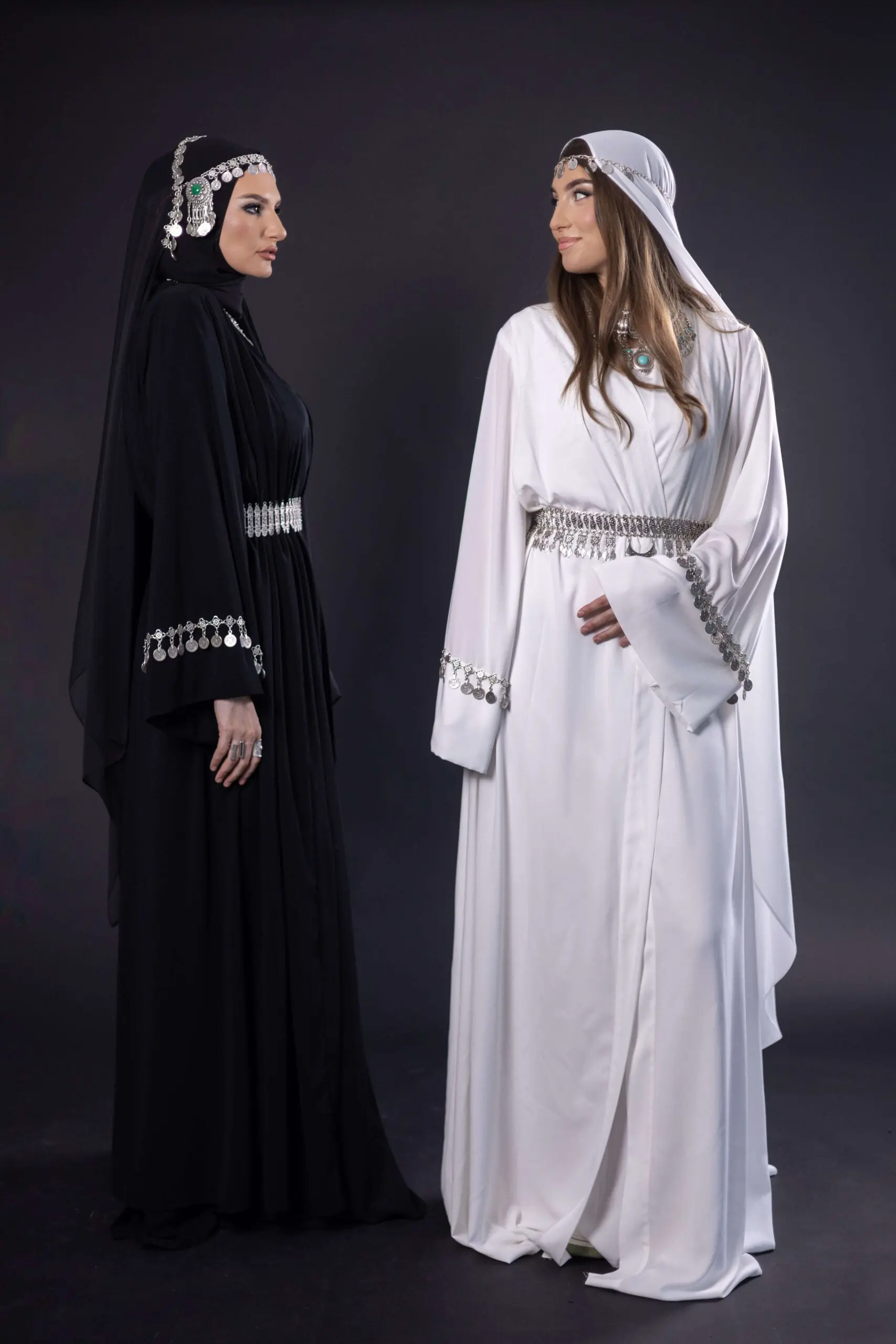Dignity Ethno Embellished Abaya – White, photo 5