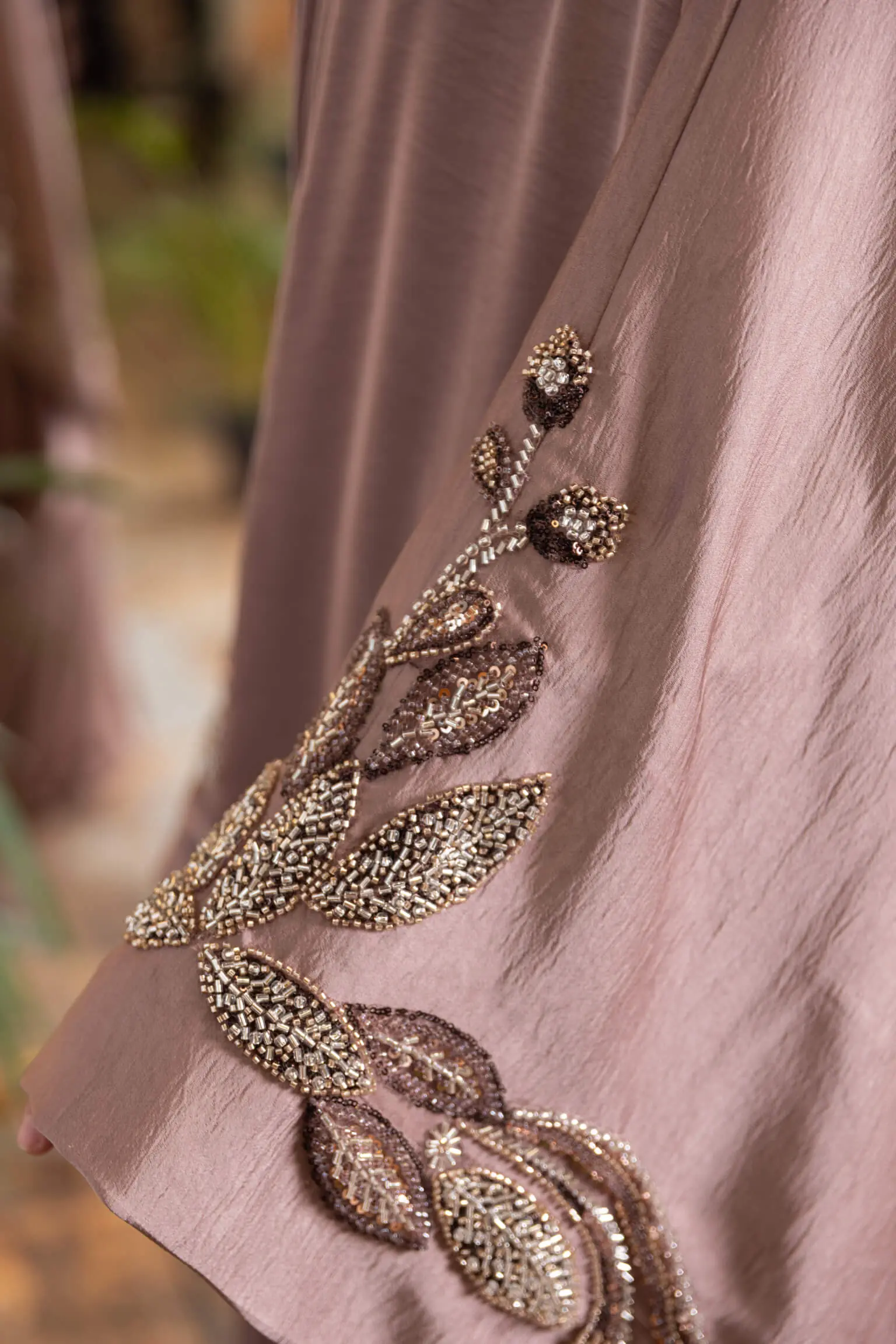 Silent Power Embellished Abaya – Pink, photo 5