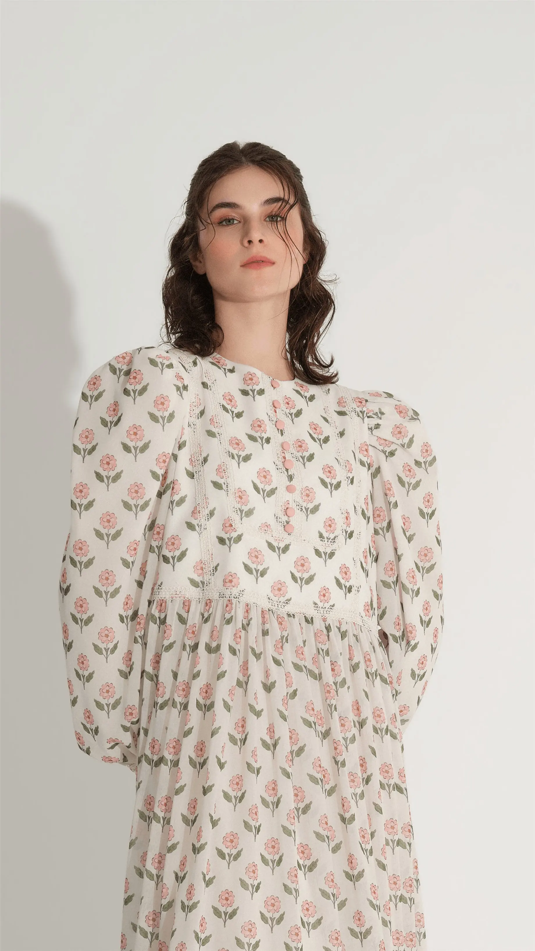 Fine Lace Trim Dress – Ecru, photo 2