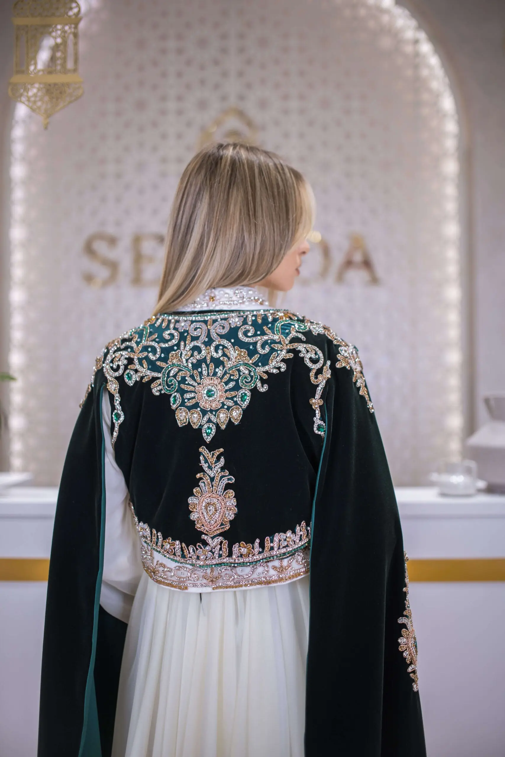 Caftan 18 Embellished Velvet Kaftan – Deep Green, photo 5