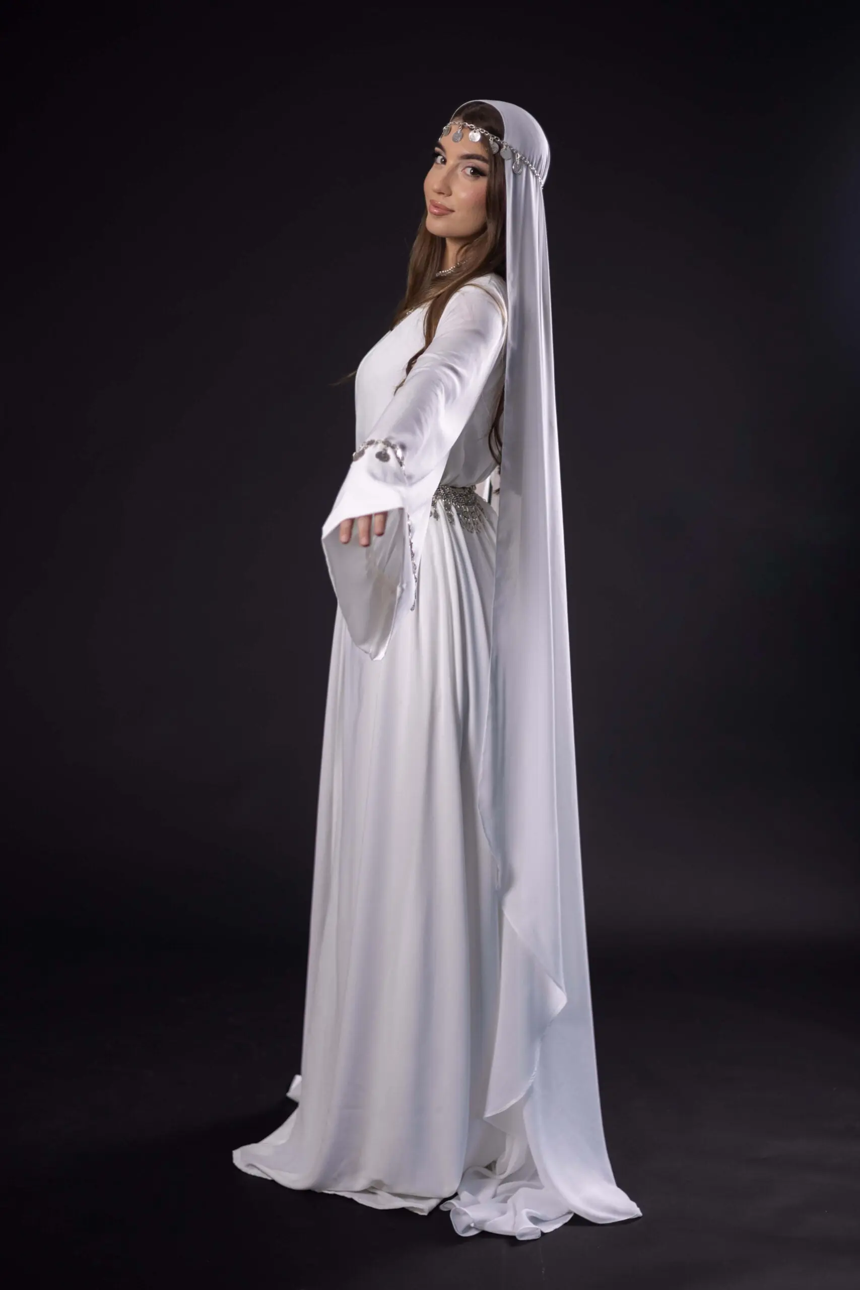 Dignity Ethno Embellished Abaya – White, photo 4